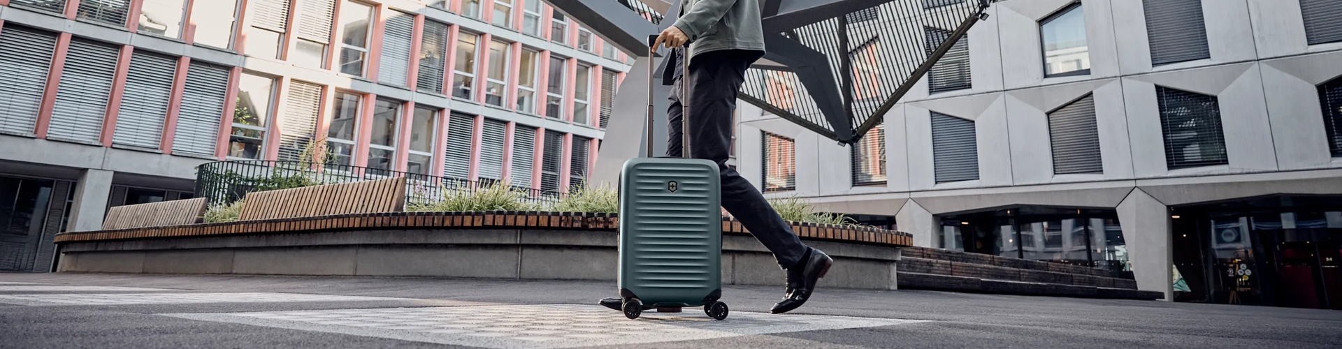 TRG_Luggage-hero-banner-image