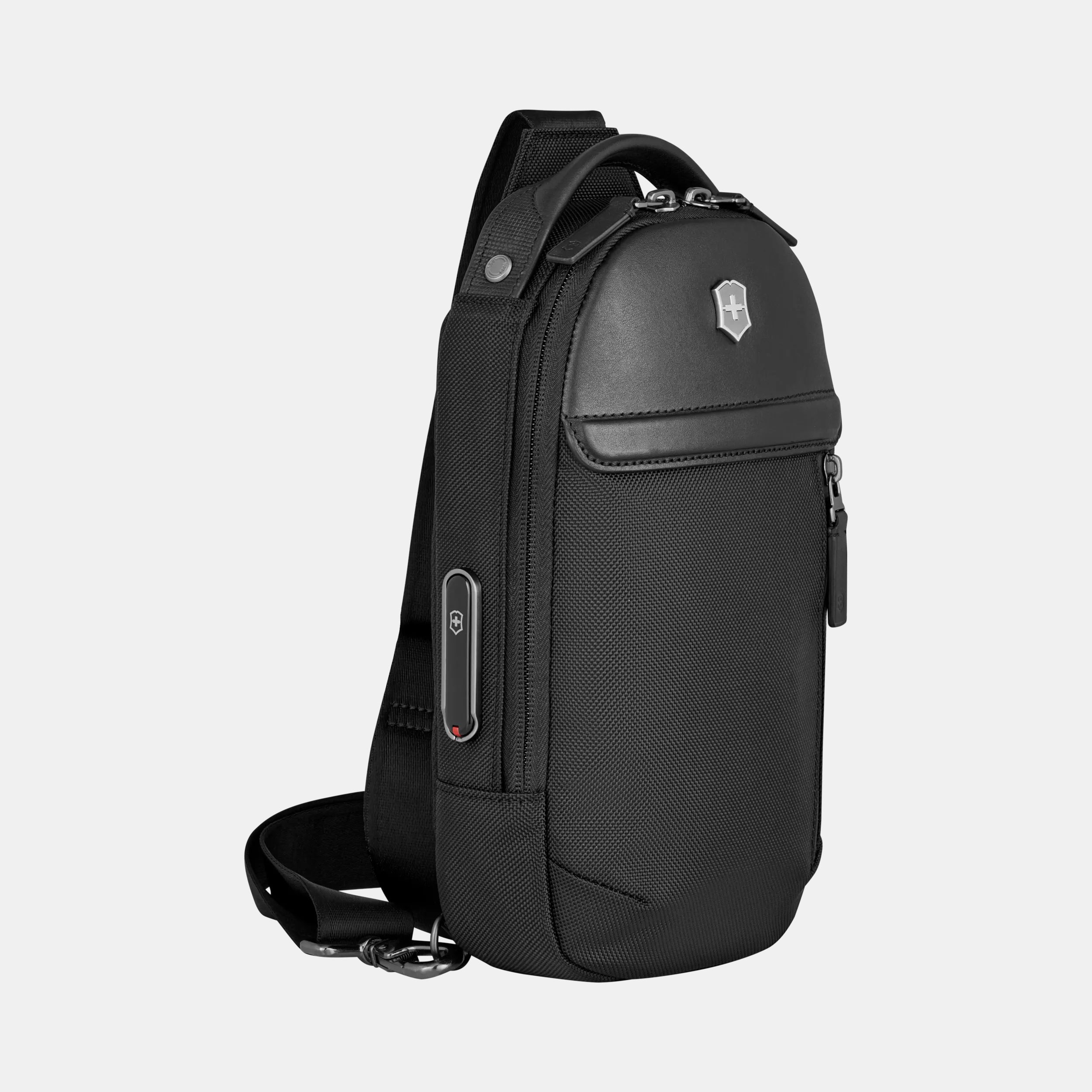 Victorinox Architecture Urban2 Sling Bag in black 653350