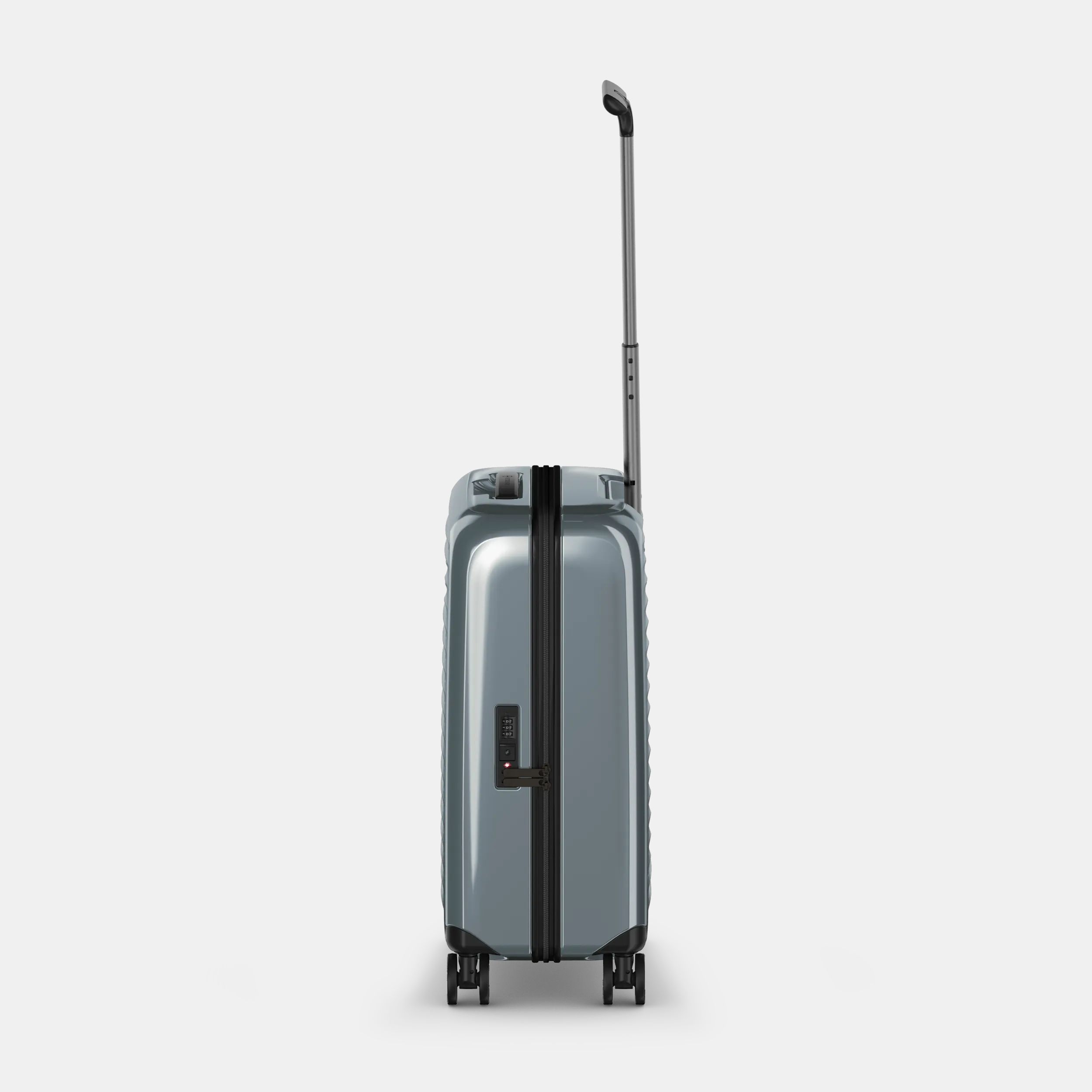 Airox Frequent Flyer Plus Hardside Carry-On - 612505