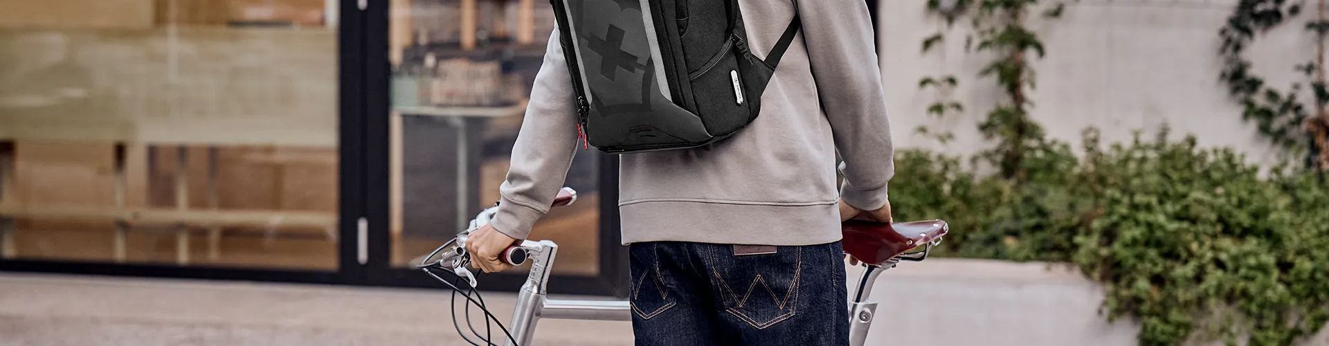 Mochila de viaje grande para hombre y mujer, morral de gimnasio  impermeable, elegante, informal, para ordenador portátil de negocios y  puerto de carga