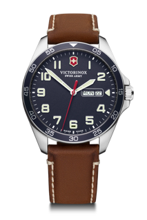 メリー ページ 3本 Victorinox FieldForce Sport Chrono FieldForce Sport Chrono