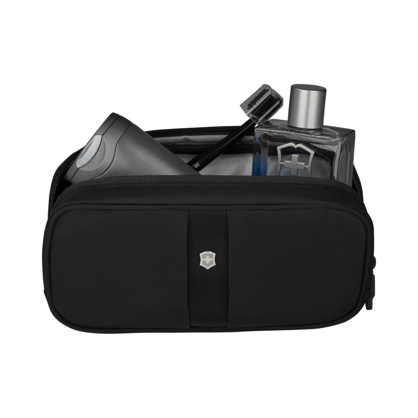 Victorinox best sale toiletry case