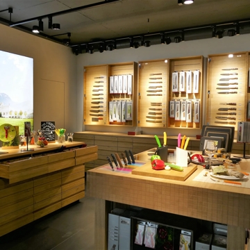 Victorinox Store Andermatt