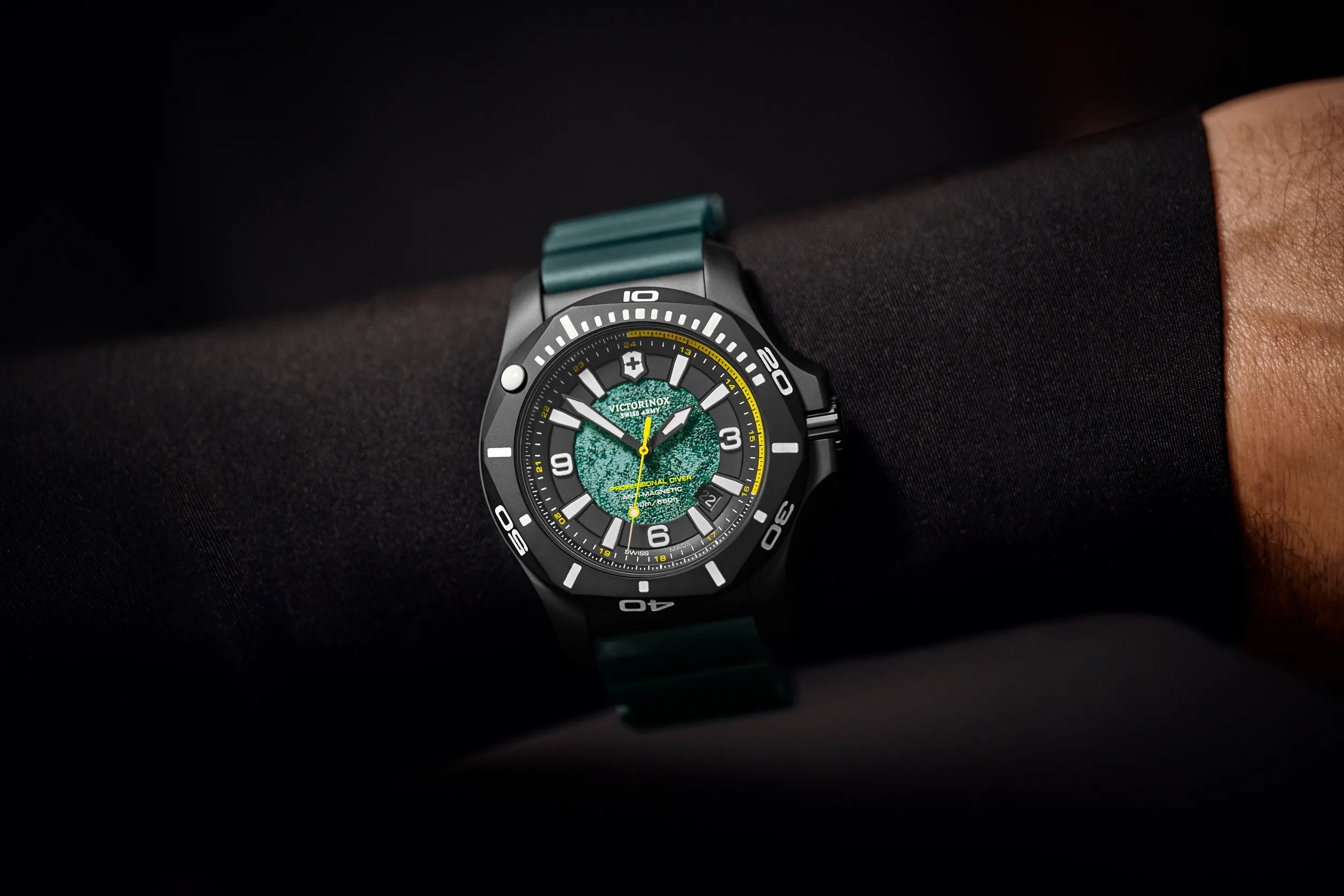 I.N.O.X. Professional Diver | Victorinox China