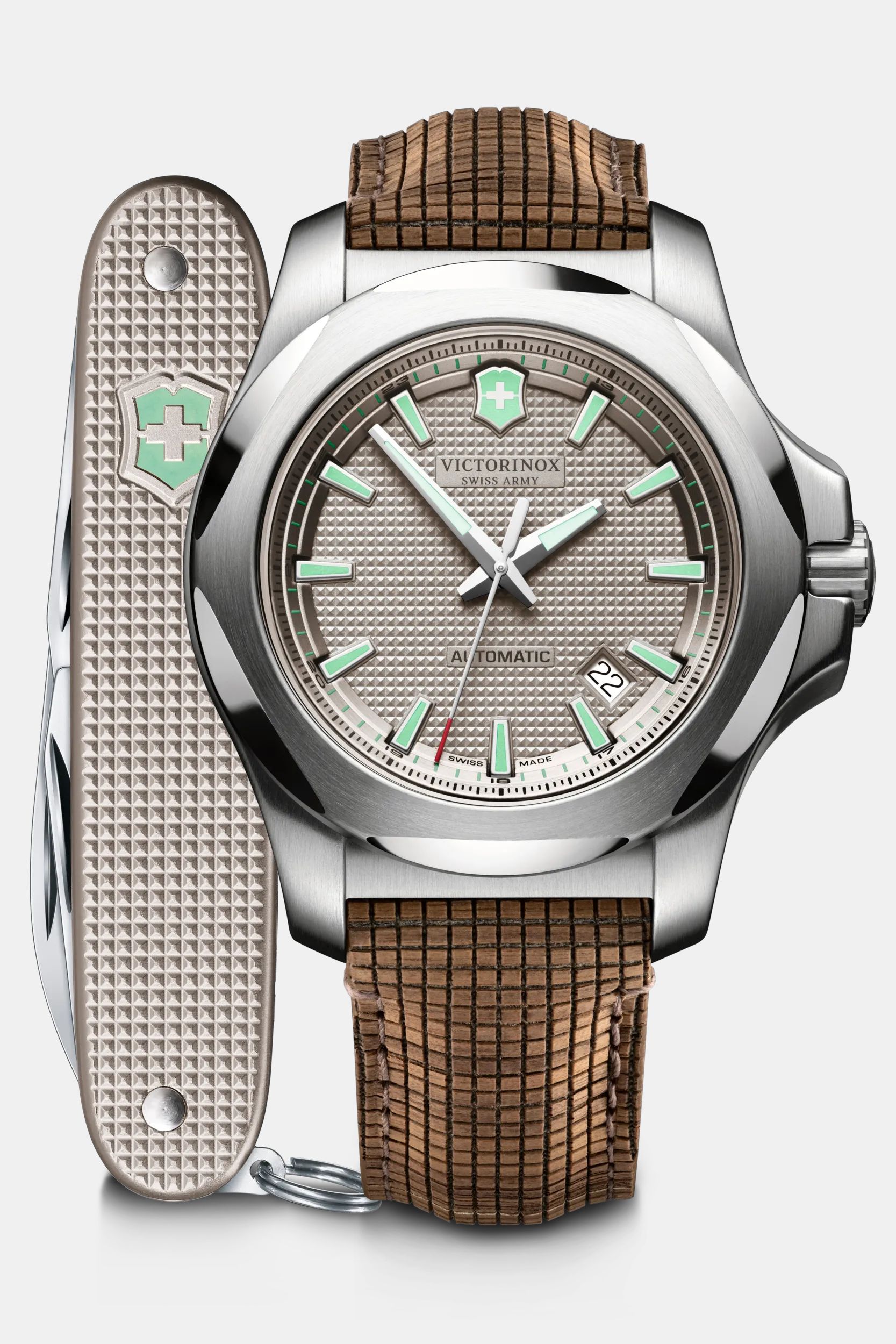 Victorinox inox lug width deals