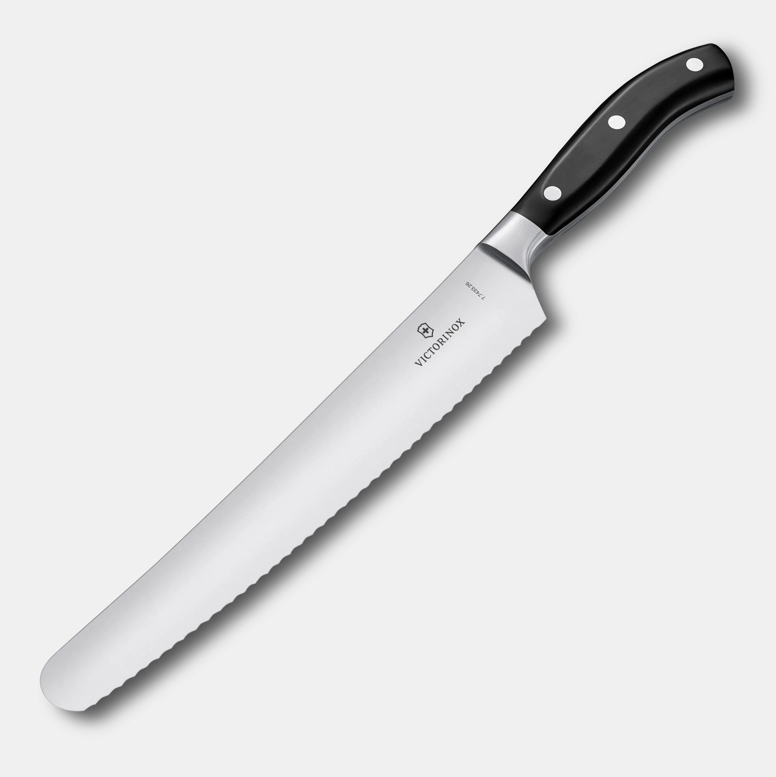 Victorinox Grand Maître Bread and Pastry Knife in Black