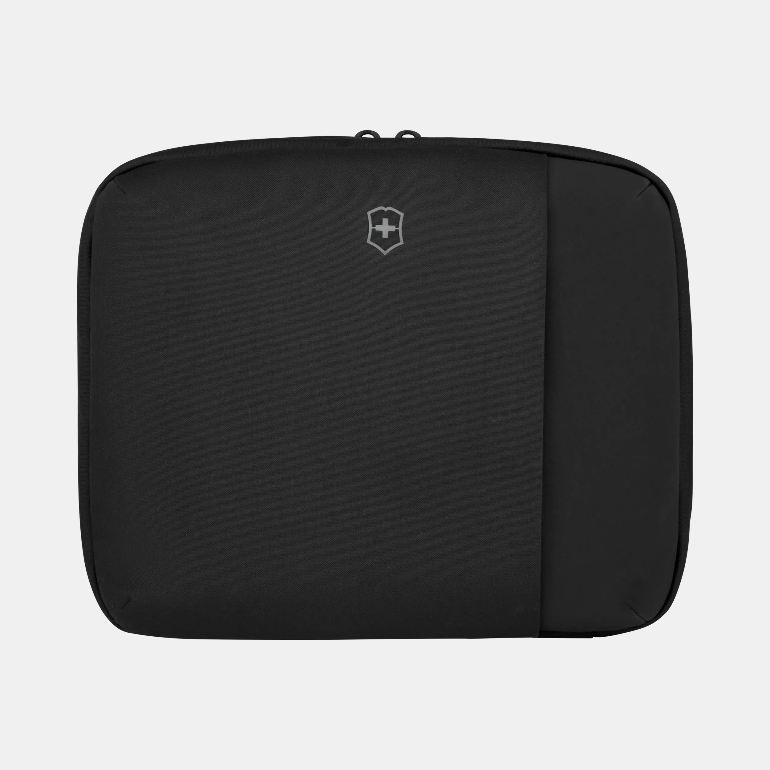 Victorinox Travel Essentials Hanging Toiletry Bag in black 653374