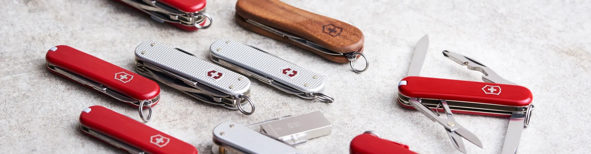 Victorinox – Etiquetado Navaja Suiza – Productos Superiores, S. A. (SUPRO)