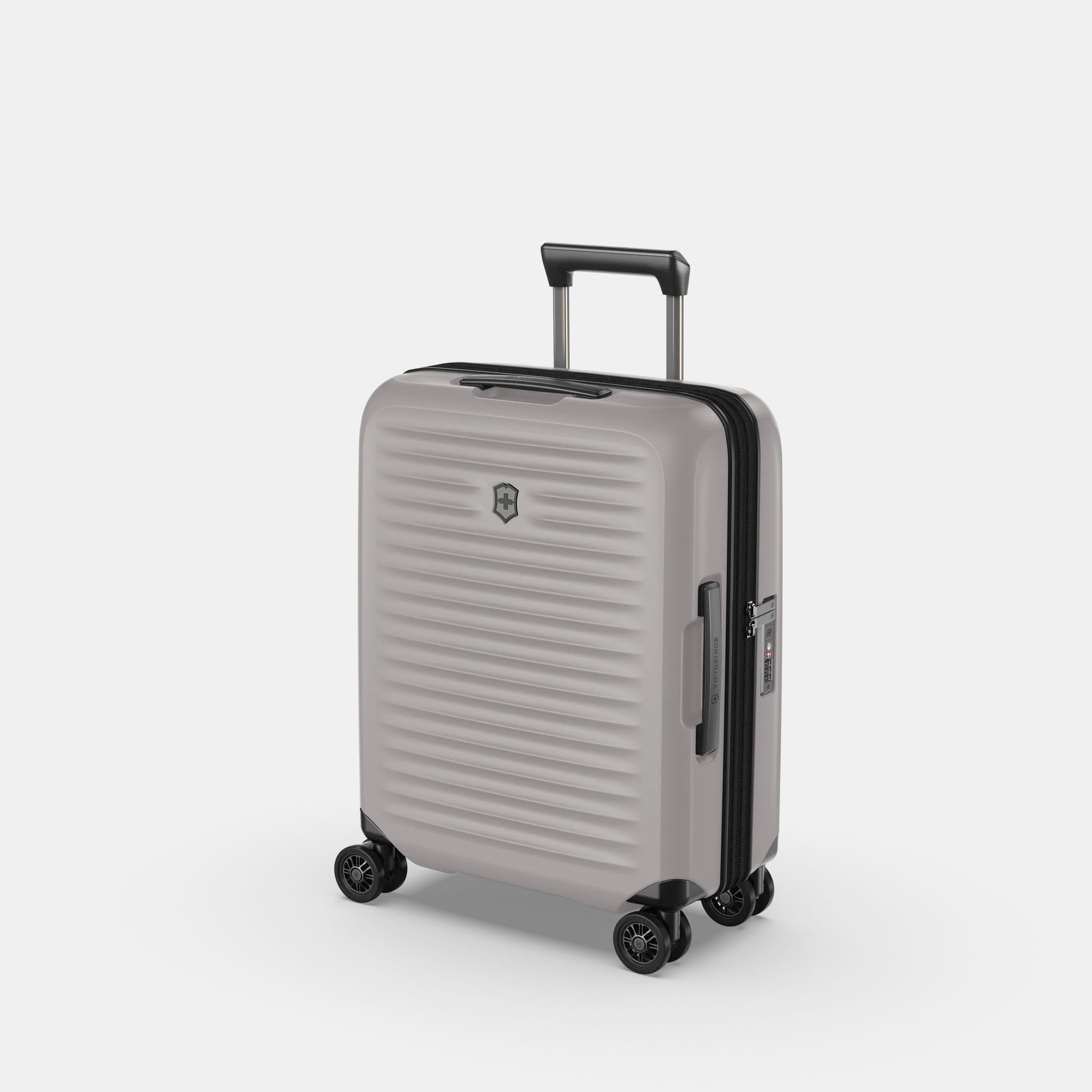 Airox Advanced &#20840;&#29699;&#36890;&#29992;&#30331;&#27231;&#22411;&#26053;&#34892;&#31665; - 653131