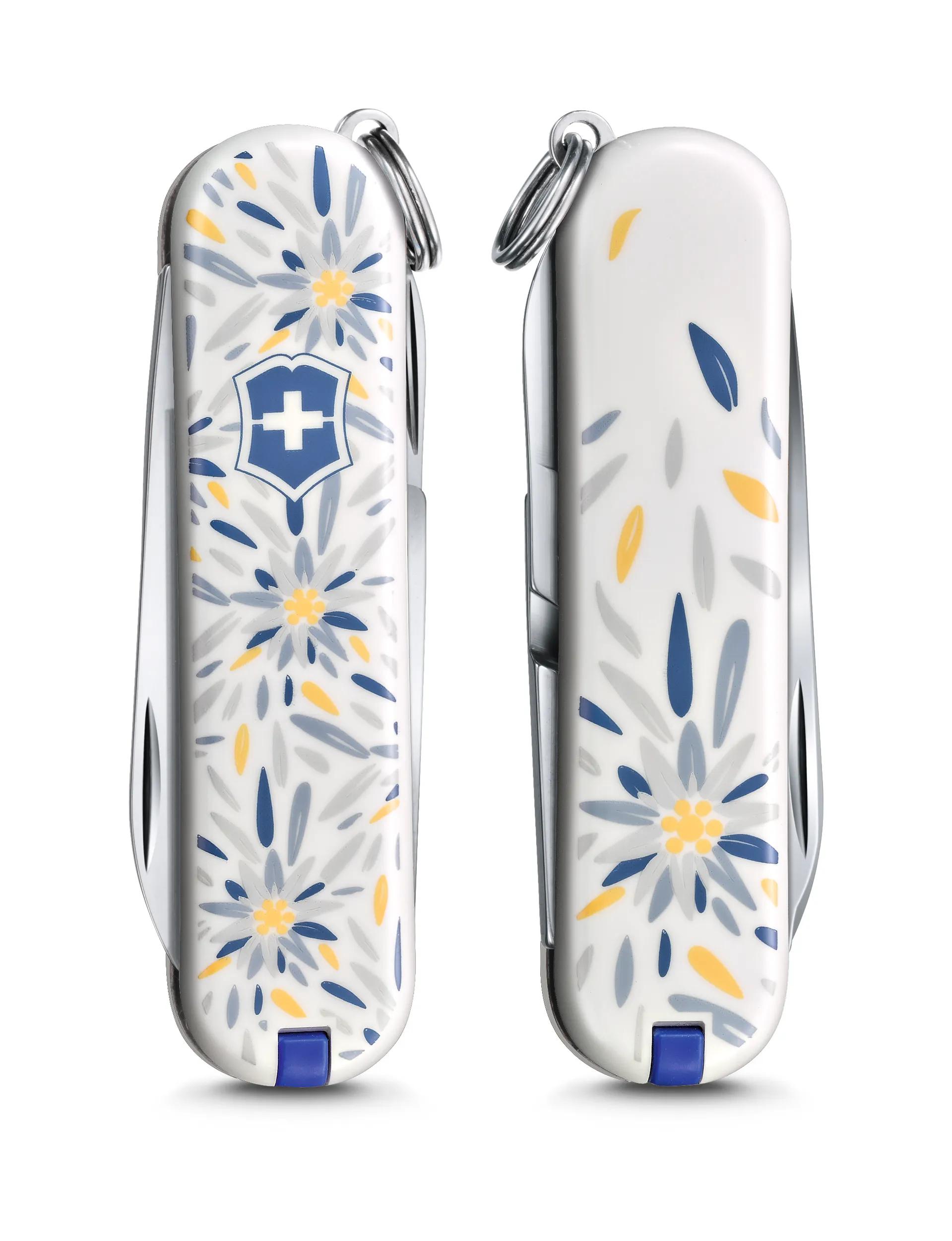 Victorinox Classic Limited Edition 2021 in Alpine Edelweiss 0.6223.L2109