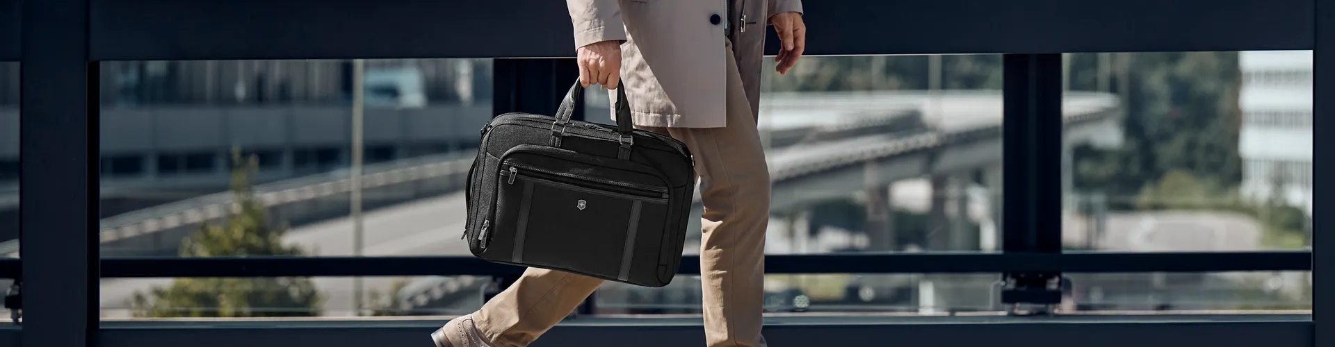 TRG_Briefcases-hero-banner-image