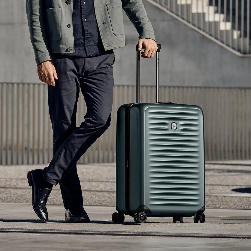 Luggage Hardside | Victorinox (USA) Luggage Hardside | Victorinox (USA)