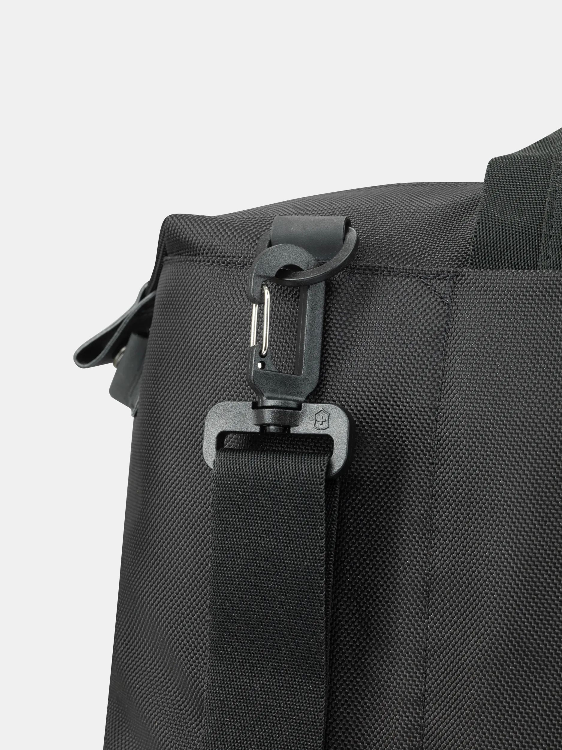 Victorinox werks traveler 6.0 weekender store