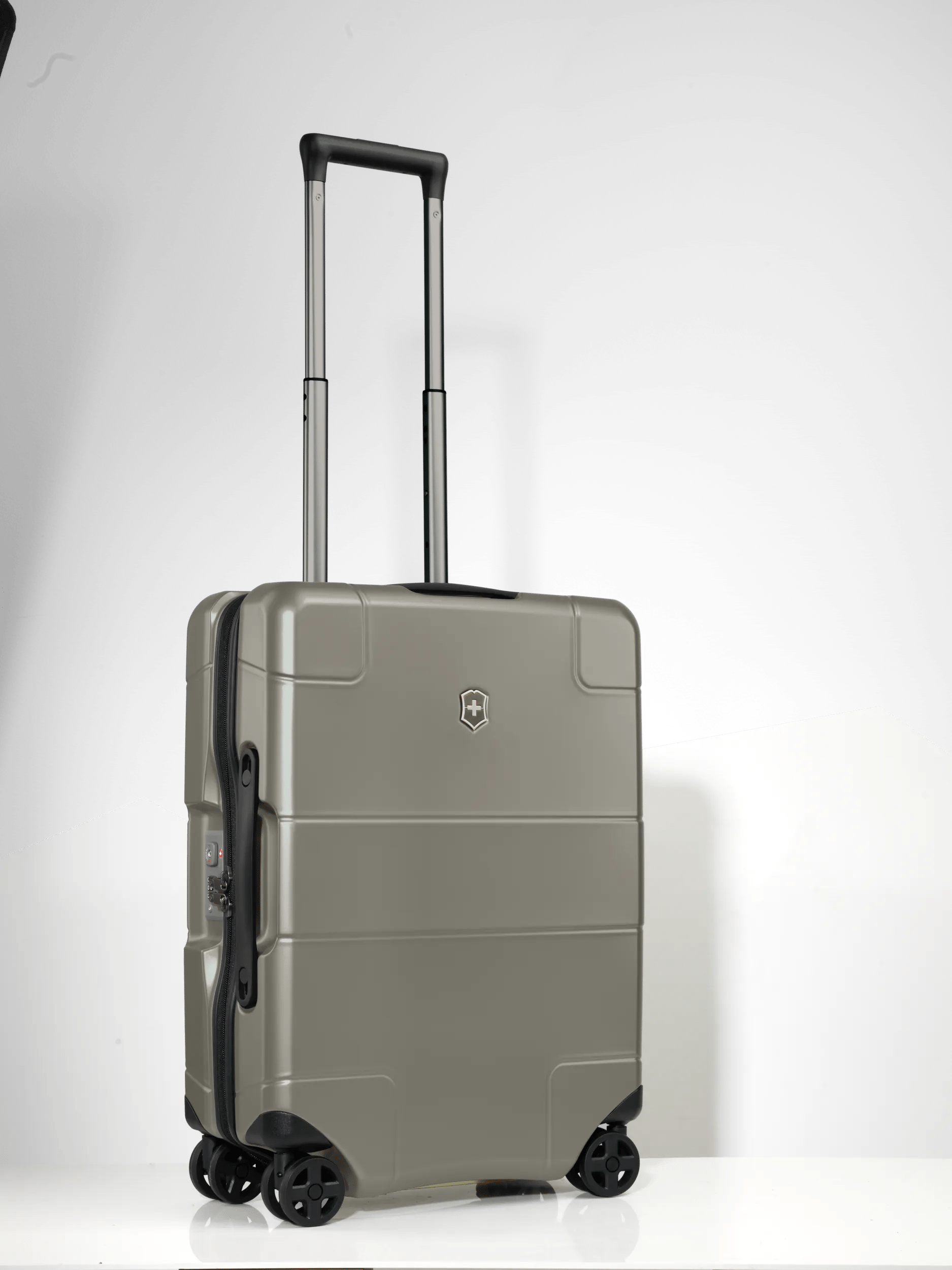 Lexicon Hardside Global Carry-On-602104