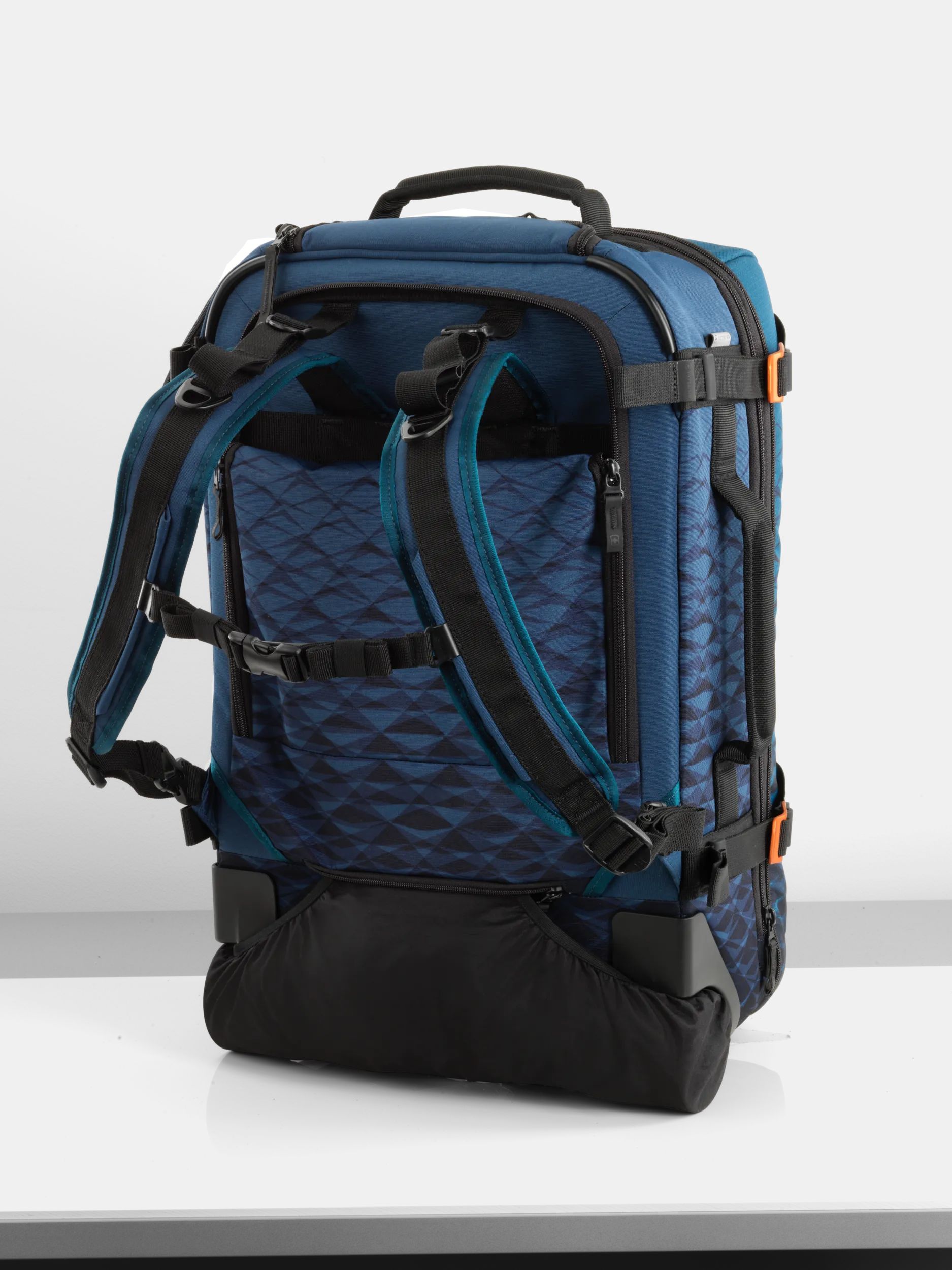 Vx Touring Wheeled 2 in 1 Carry On