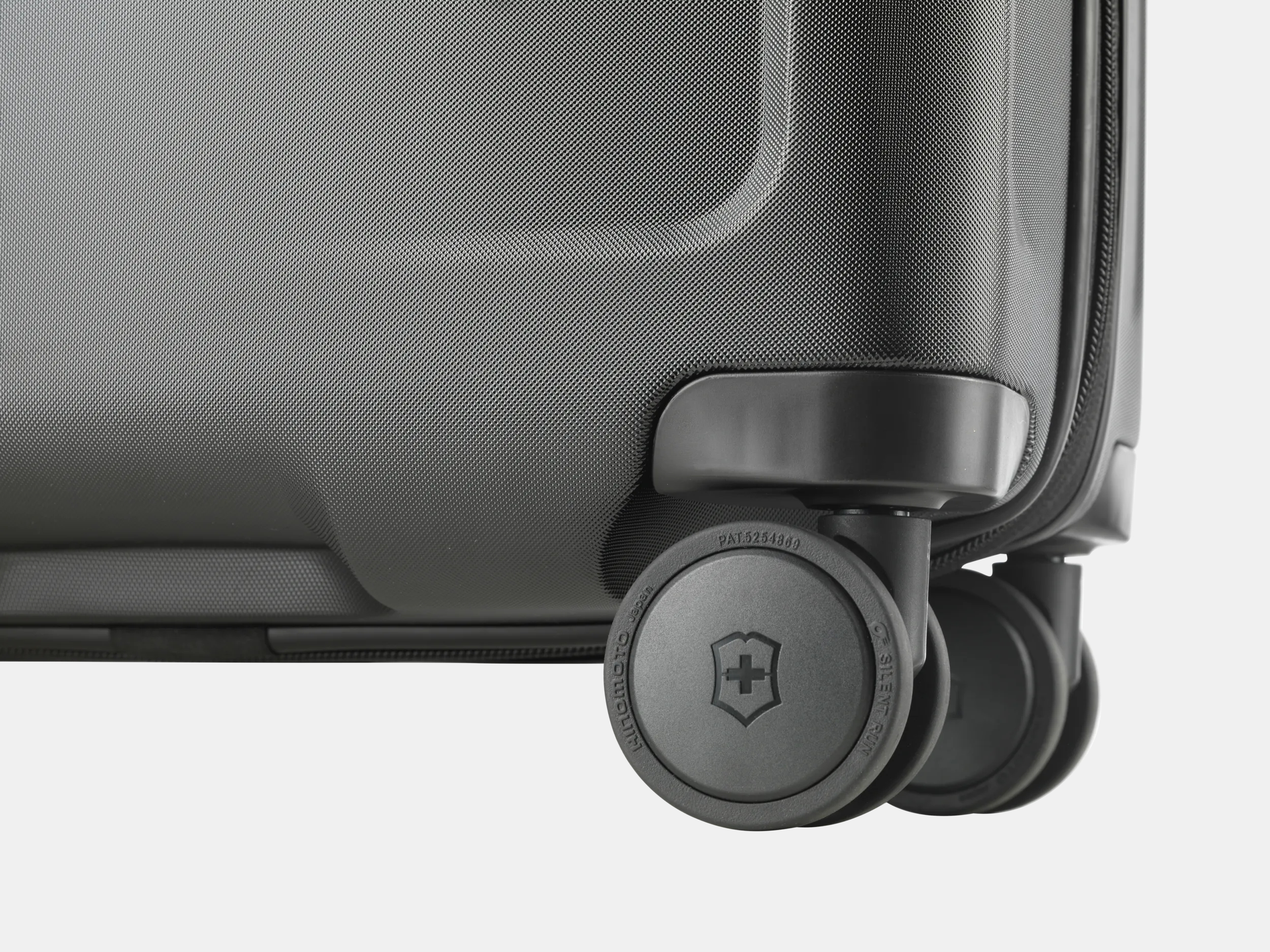 Connex Global Hardside Carry-On - 605659
