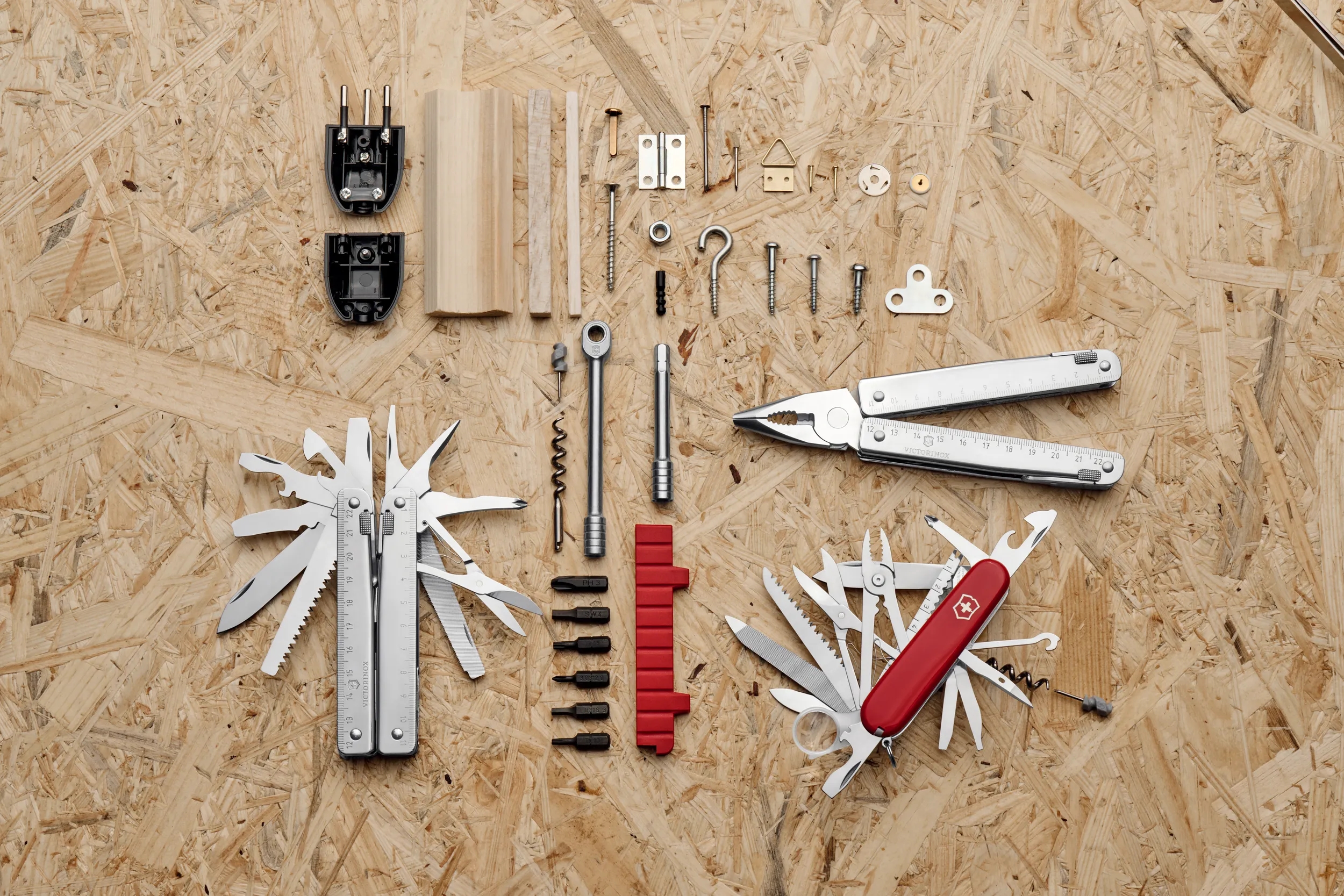 マルチツールの人気商品 | ビクトリノックス・ジャパン