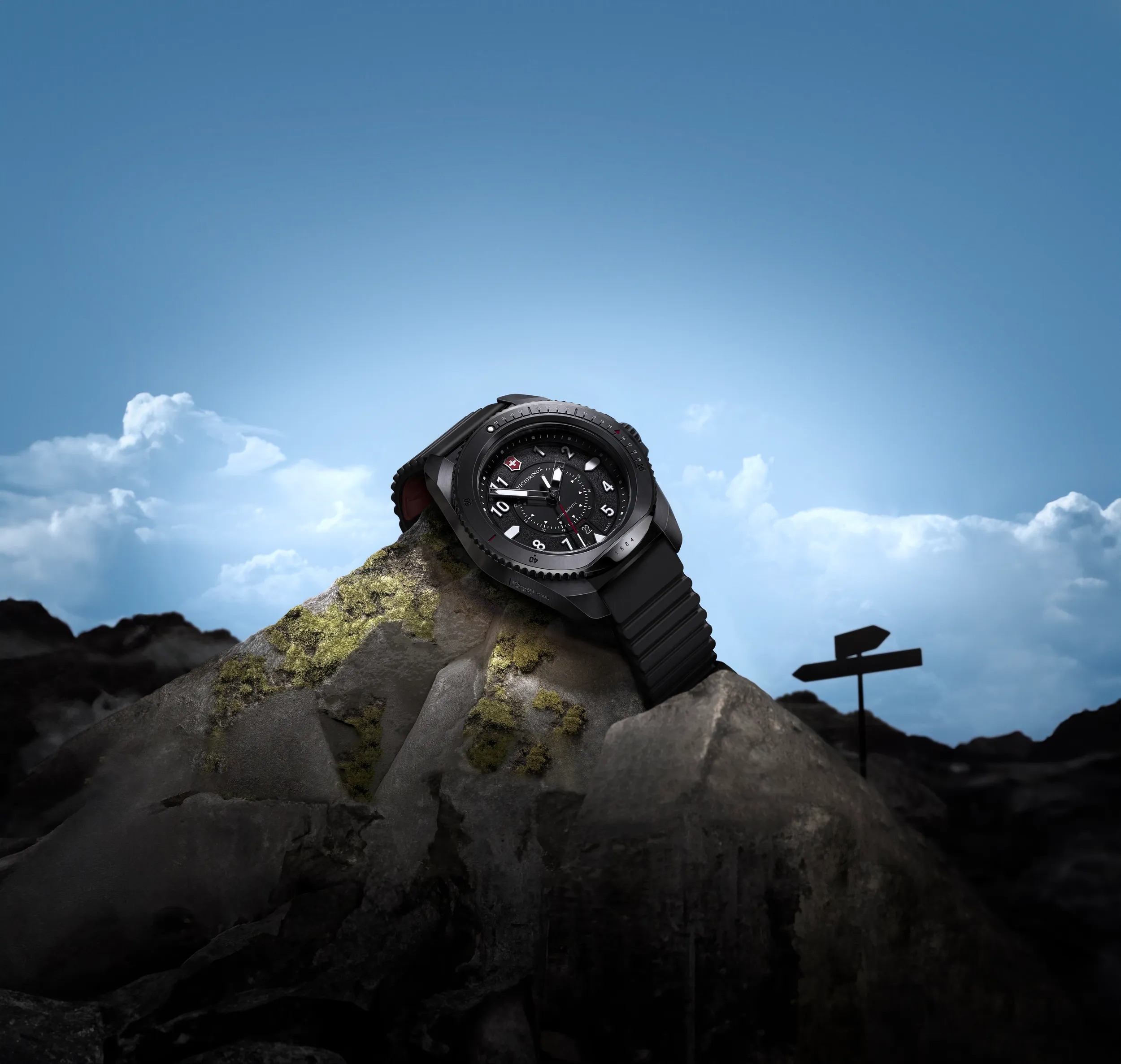 Victorinox 2025 military watch