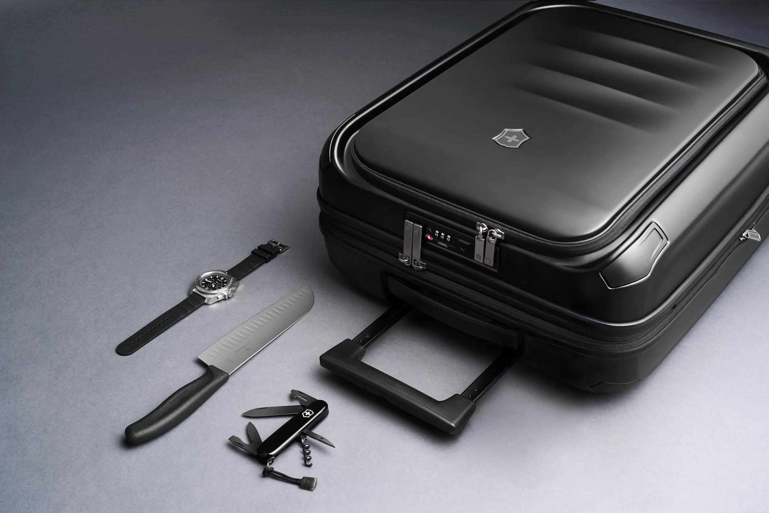 Timeless Black Essentials Victorinox Republic of Korea