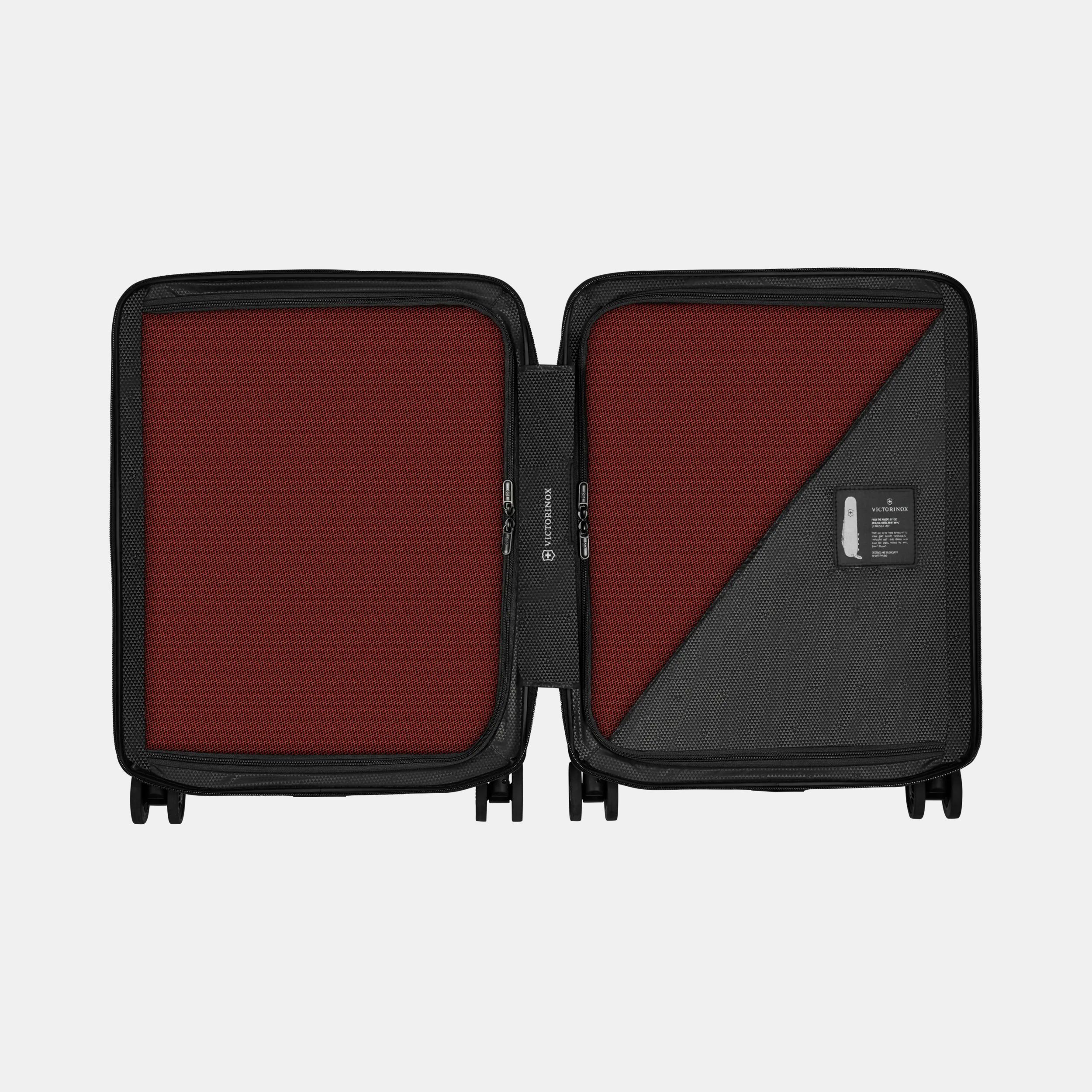 Victorinox Airox Global Hardside Carry on in red 612498