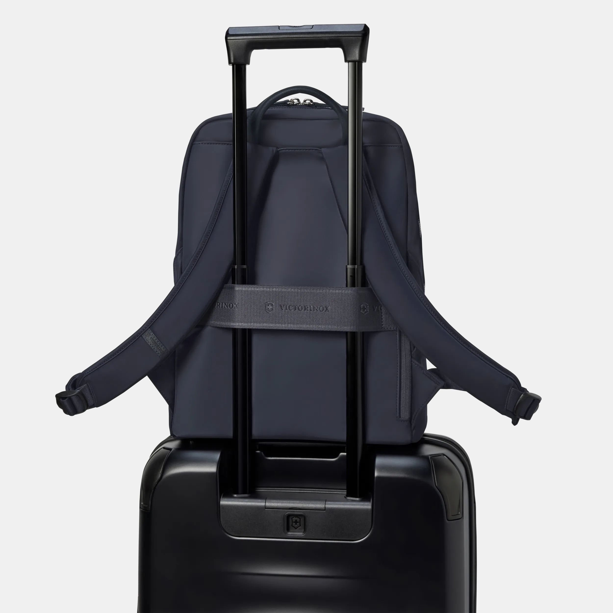 Victorinox luggage backpack 2025