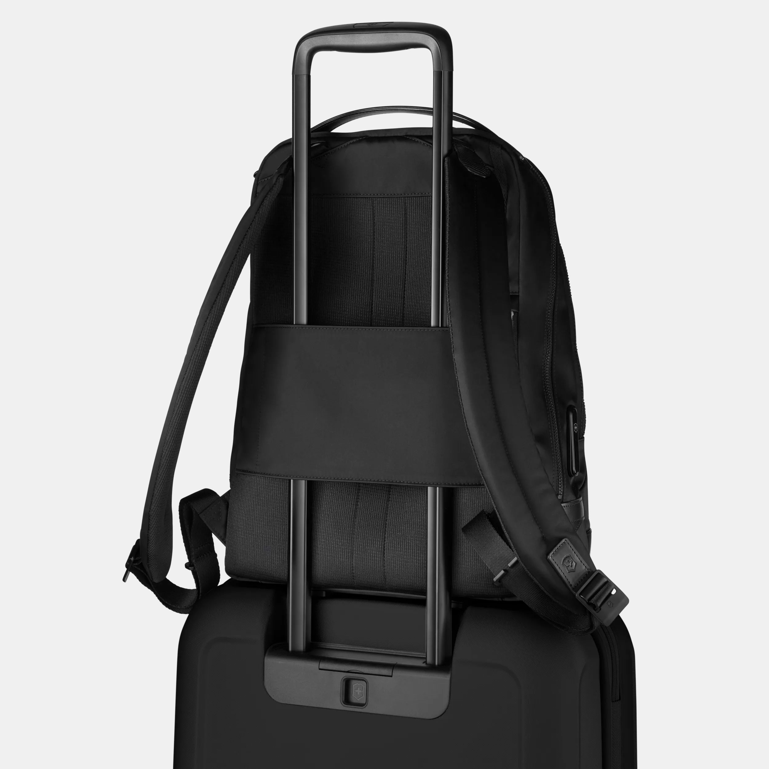 Victorinox Alox Nero Backpack in black - 611804
