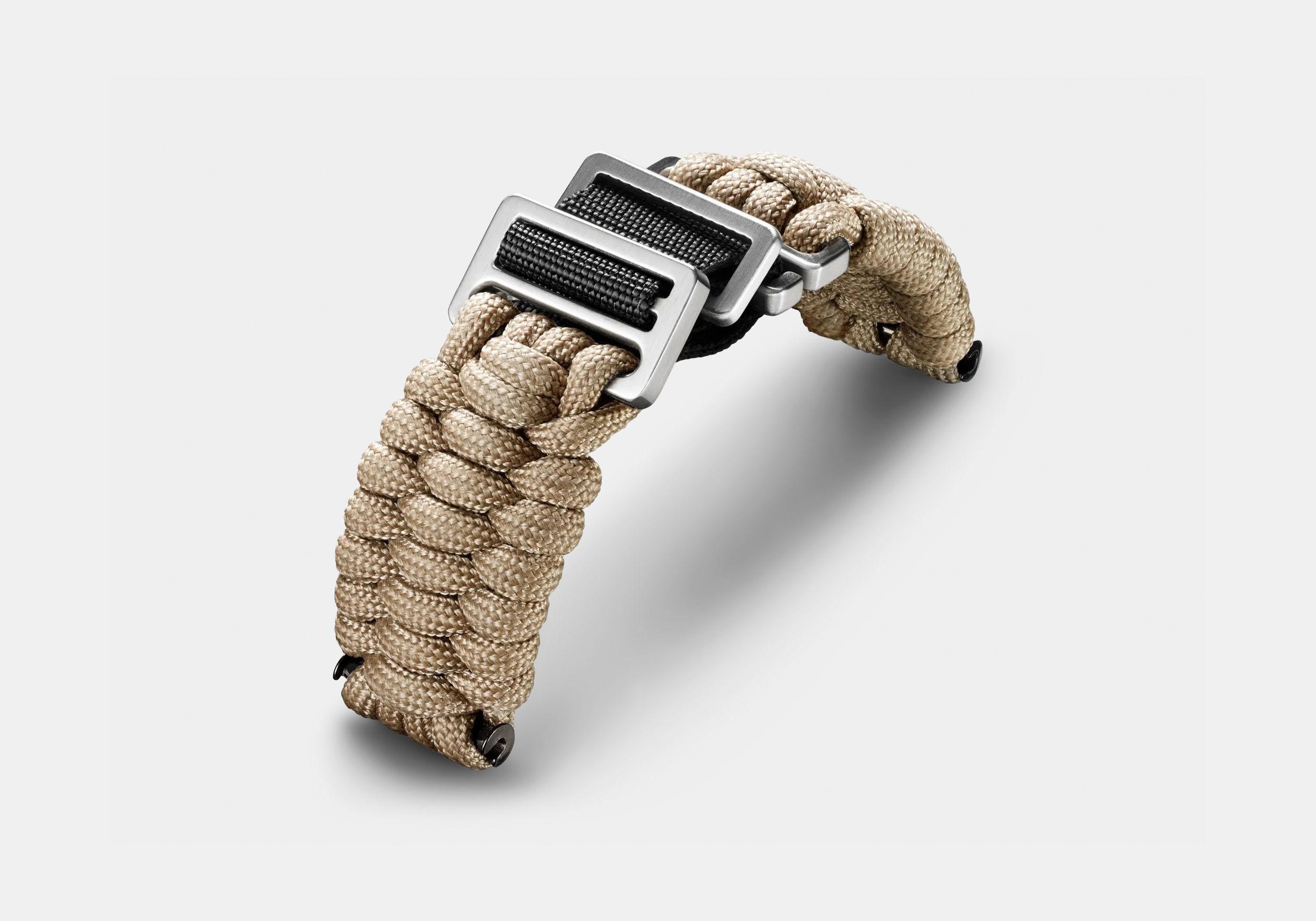 Sand paracord with buckle