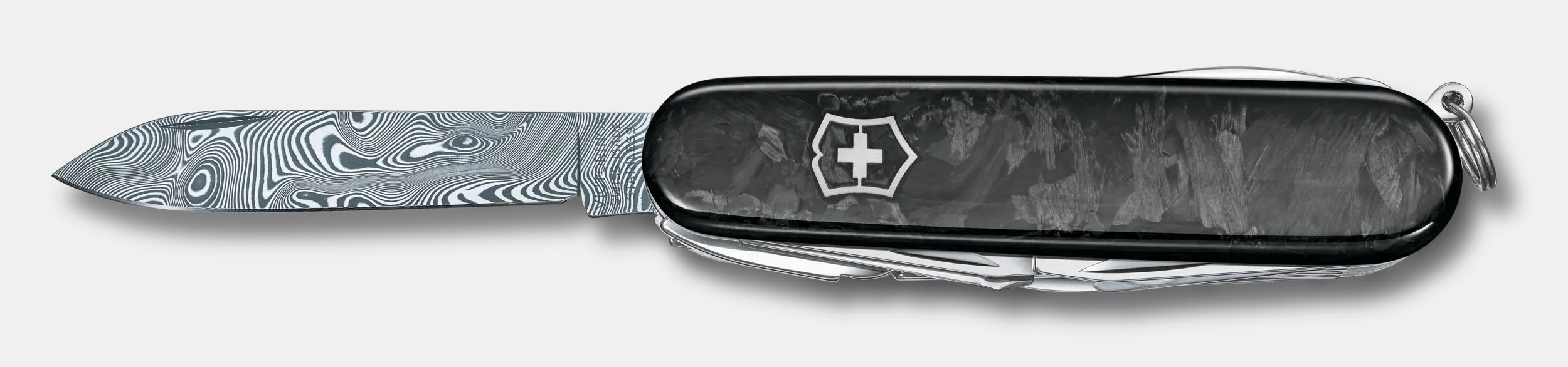 Victorinox Swiss Champ Damast Limited Edition 2021 in black Victorinox Swiss Champ Damast Limited Edition 2021 in black
