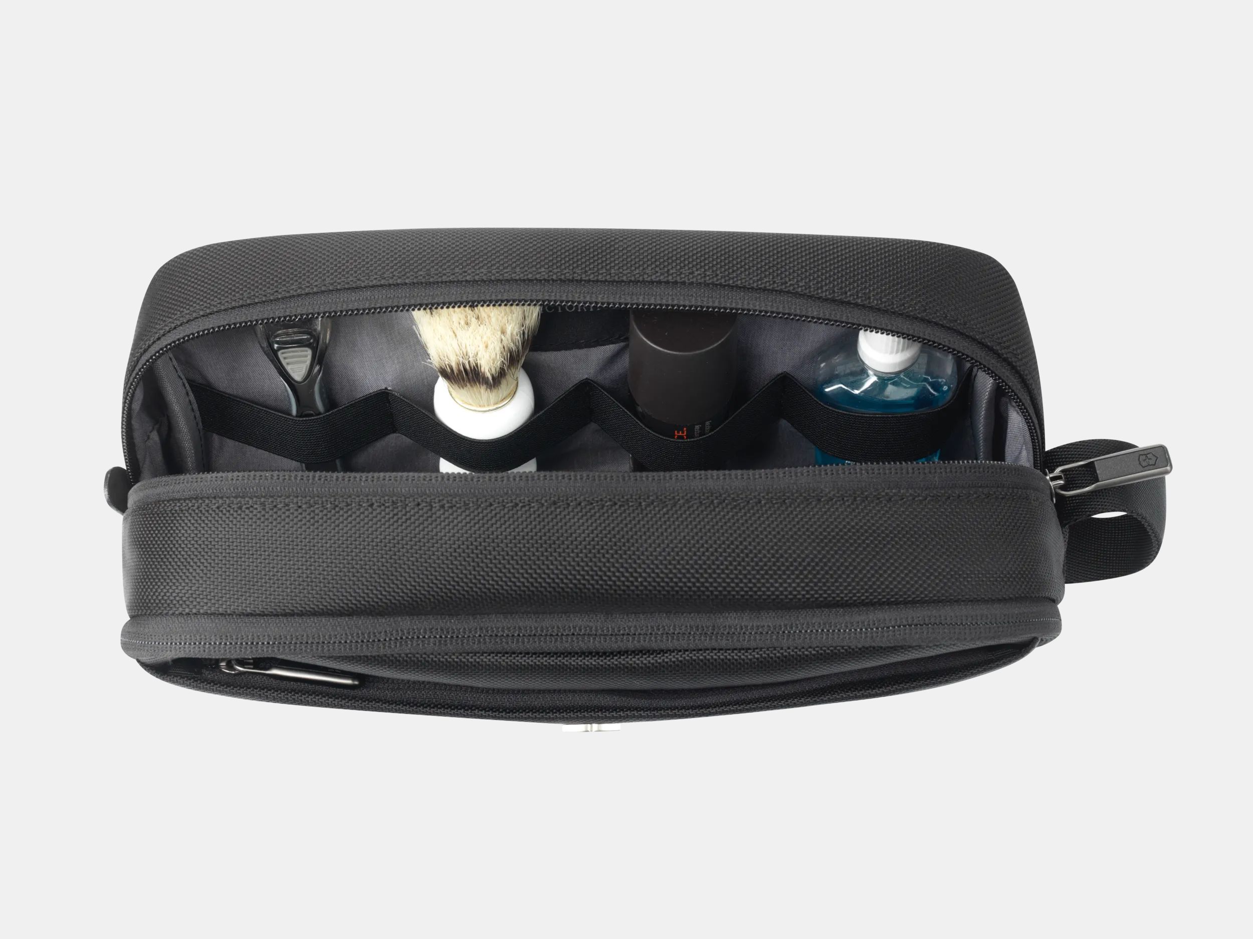 Victorinox Werks Traveler 6.0 Toiletry Kit in black 605590