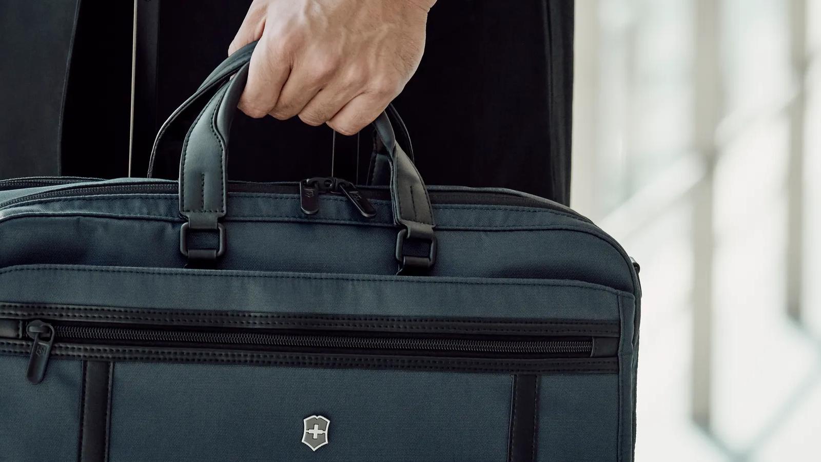 Victorinox werks professional 2.0 online