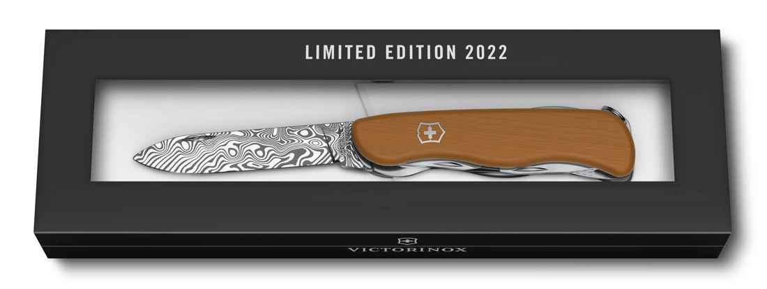 Victorinox Special Picknicker Damast Limited Edition 2022 in Light