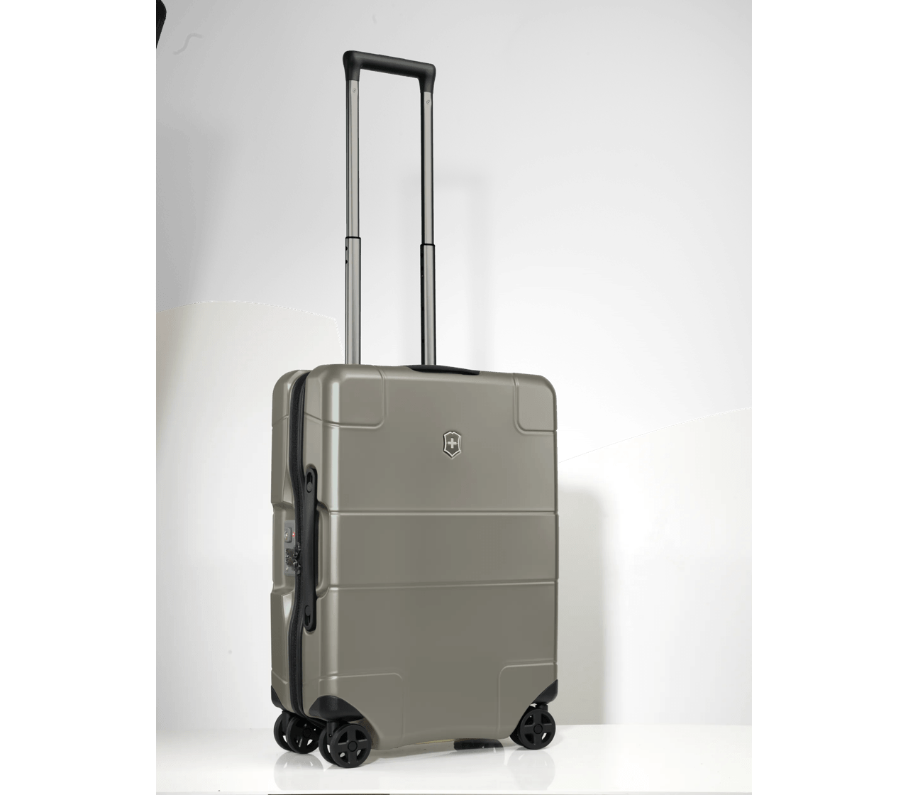 Lexicon Hardside Global Carry-On - null