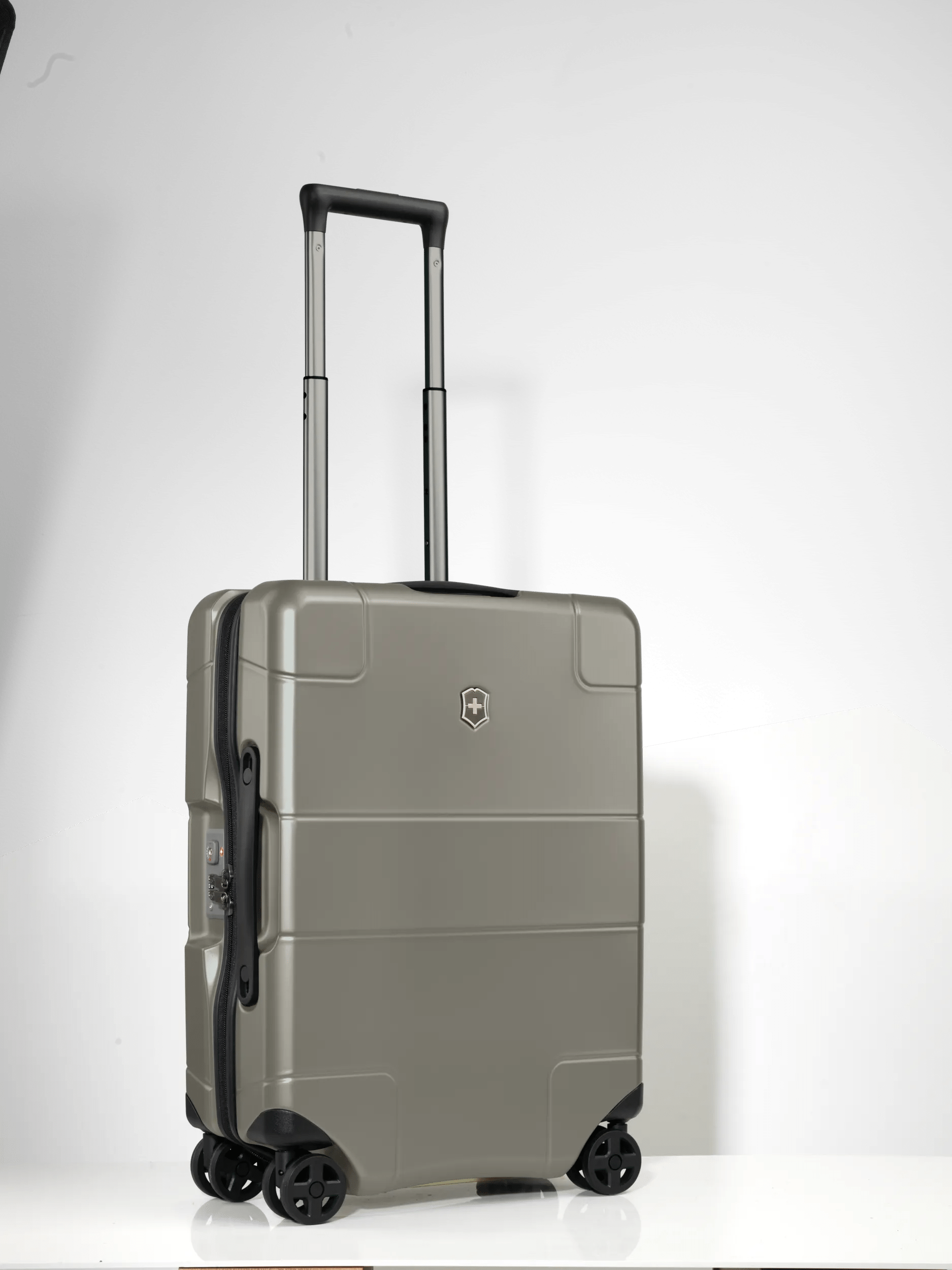 Lexicon Hardside Global Carry-On - null