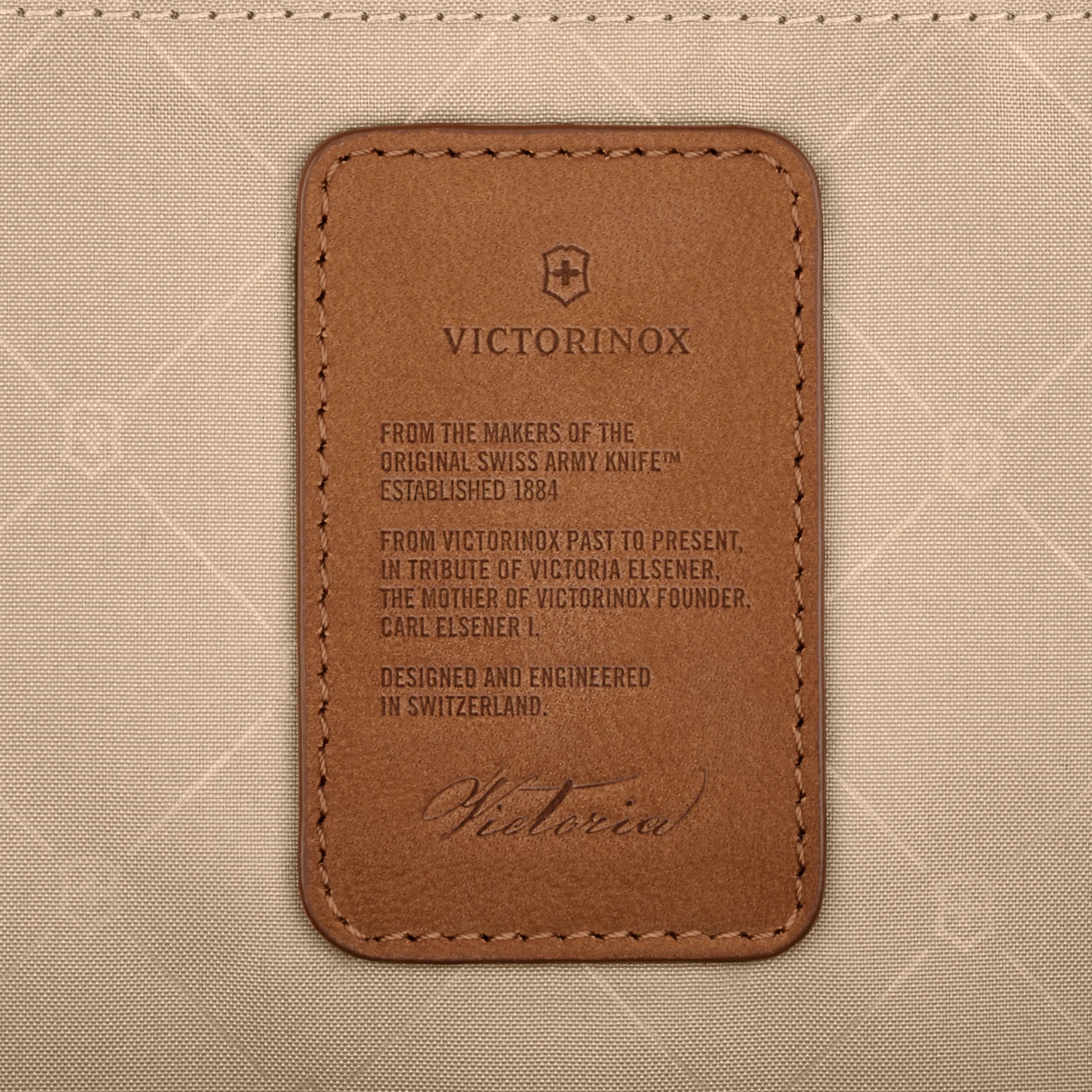 Victoria Signature Tote - 612206