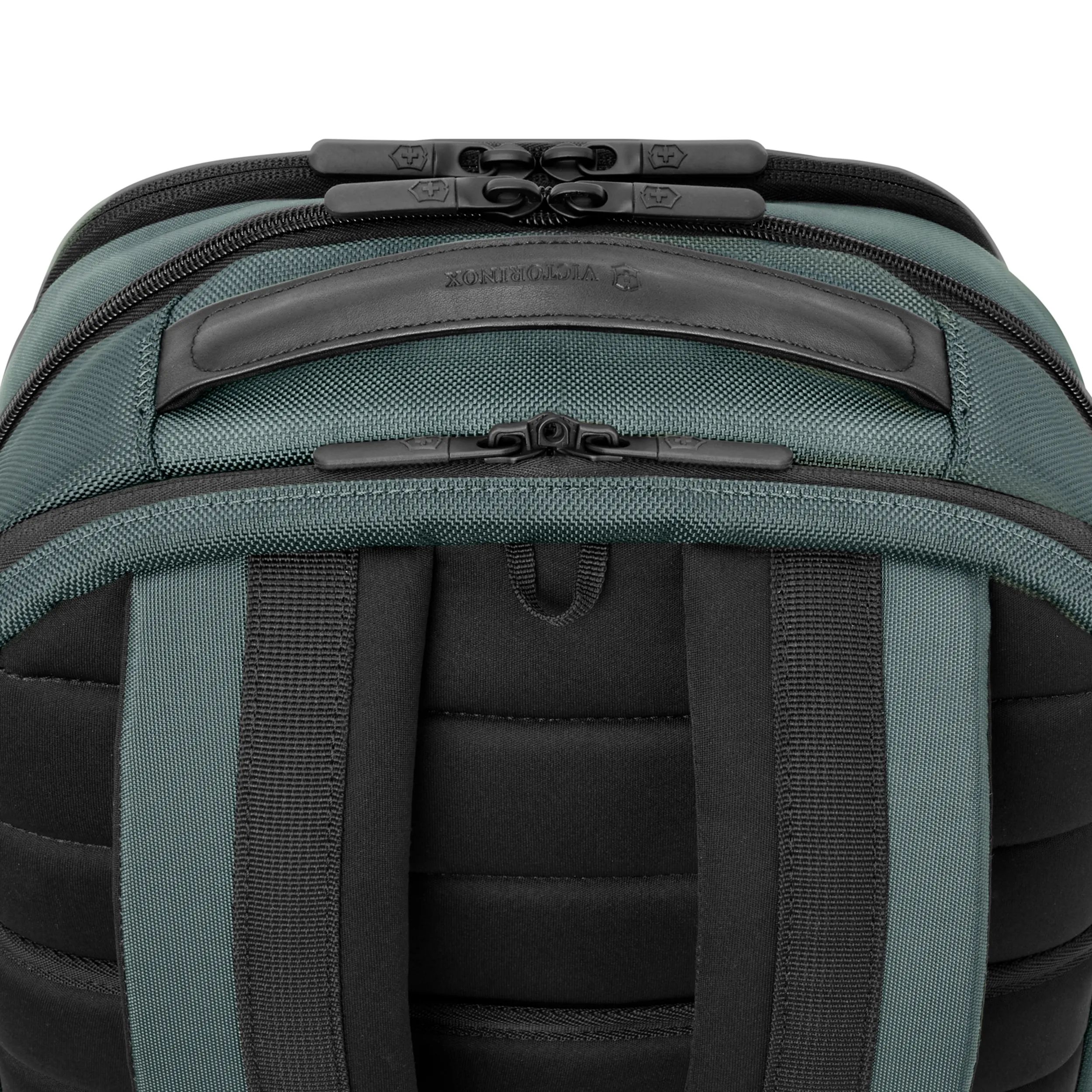 Victorinox altmont 3.0 deluxe on sale