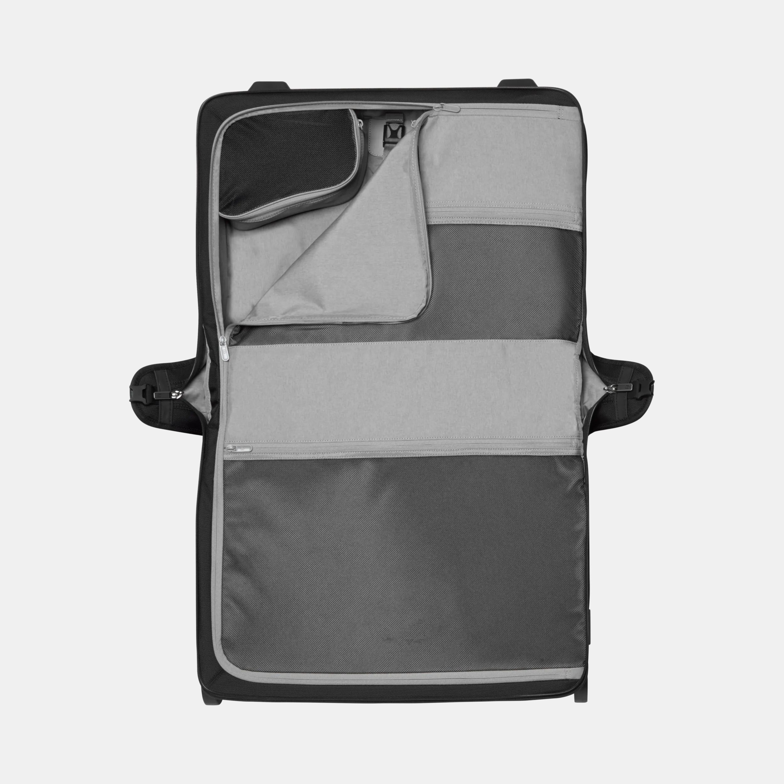 Victorinox Werks Traveler 6.0 Wheeled Garment Sleeve in black 606689
