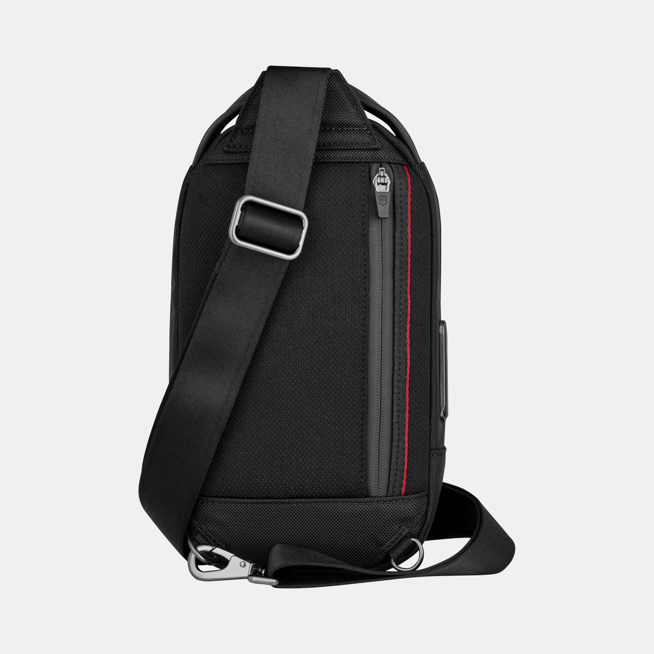 Victorinox Architecture Urban2 Sling Bag in black 653350
