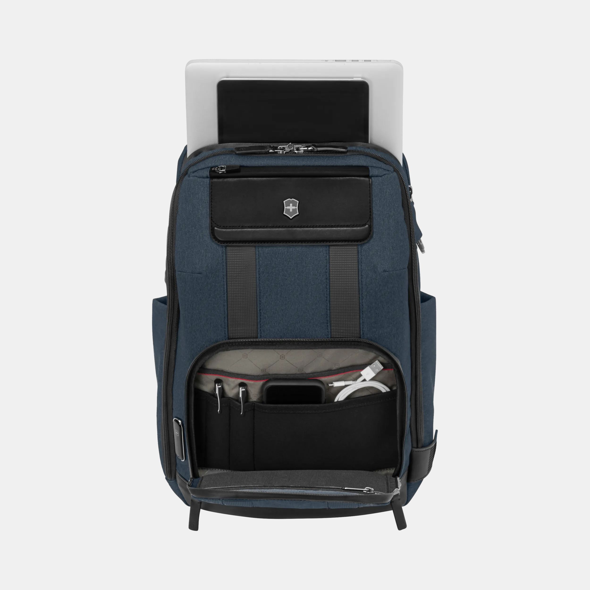 Victorinox bag pack on sale