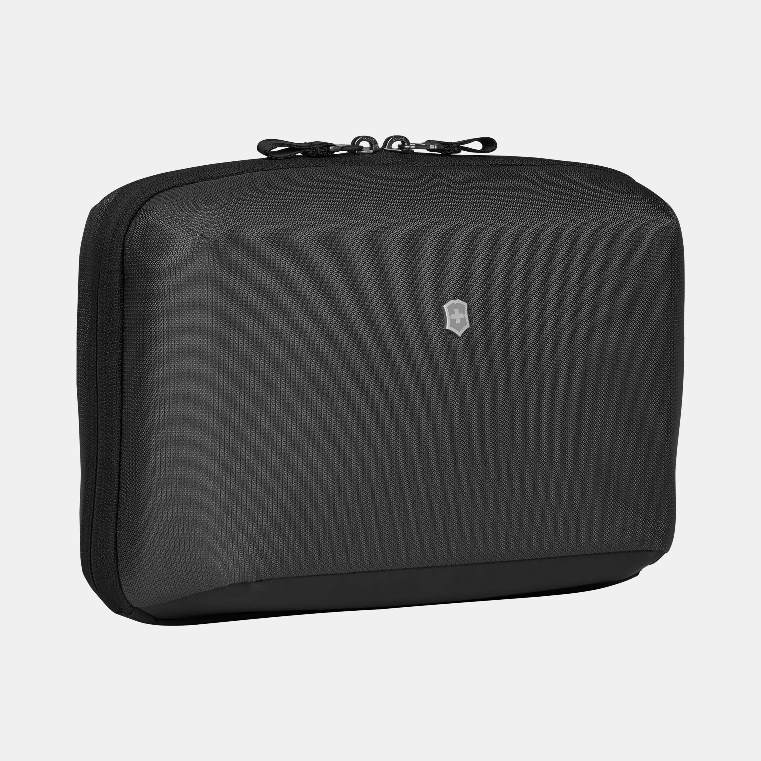 Travel Accessories Edge Toiletry Case Deluxe - 610946