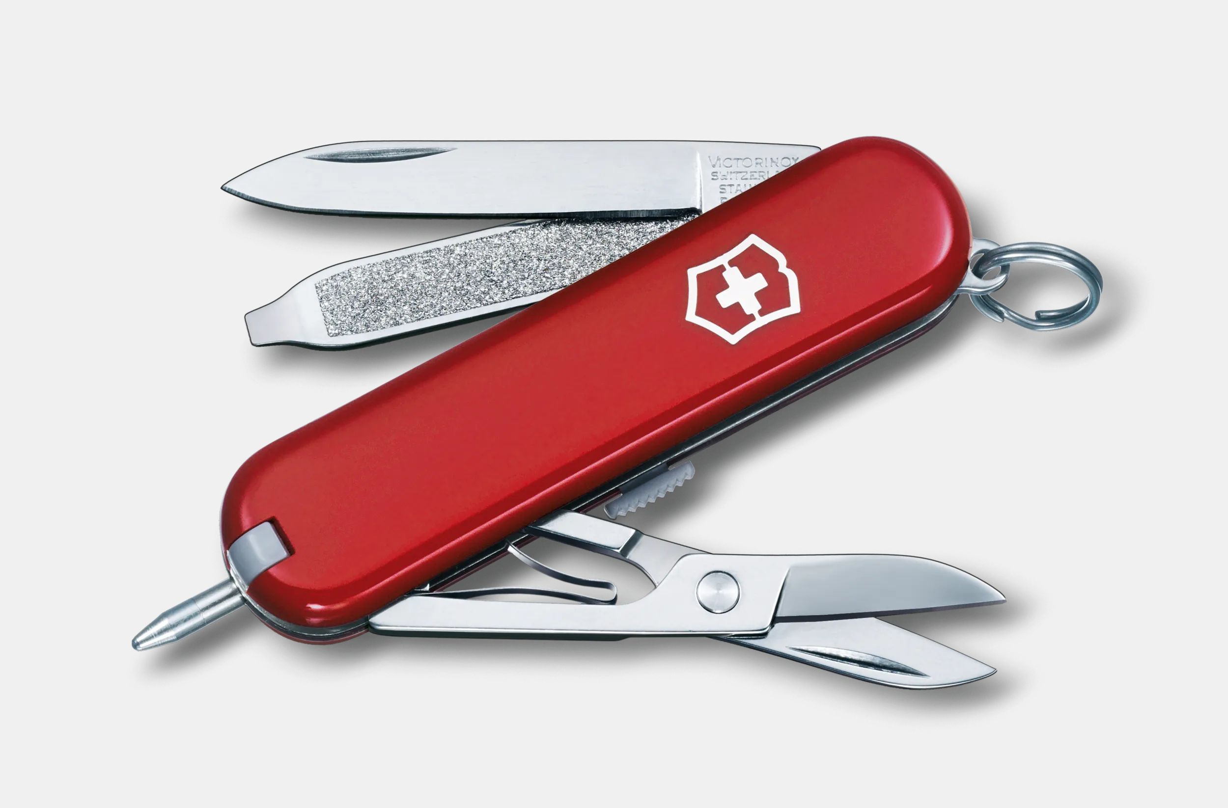 開店記念セール！ クラシック・シグネチャー Victorinox レッド 0.6225 - ビクトリノックス