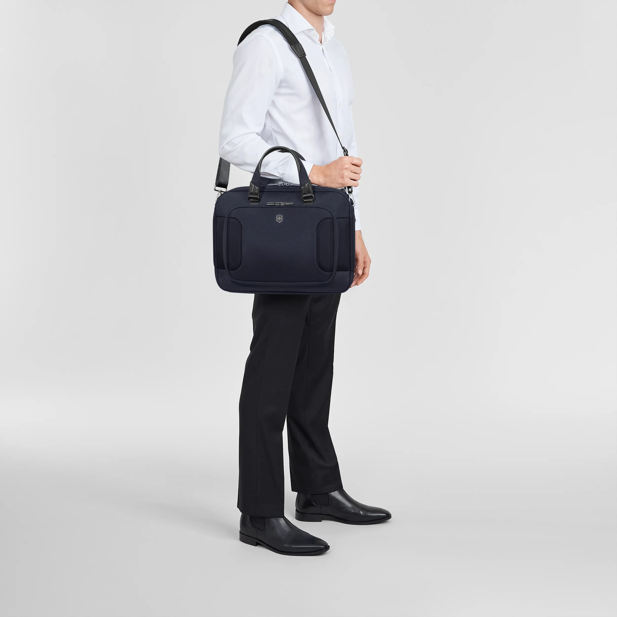 Werks Traveler 7.0 Deluxe Briefcase - 653649