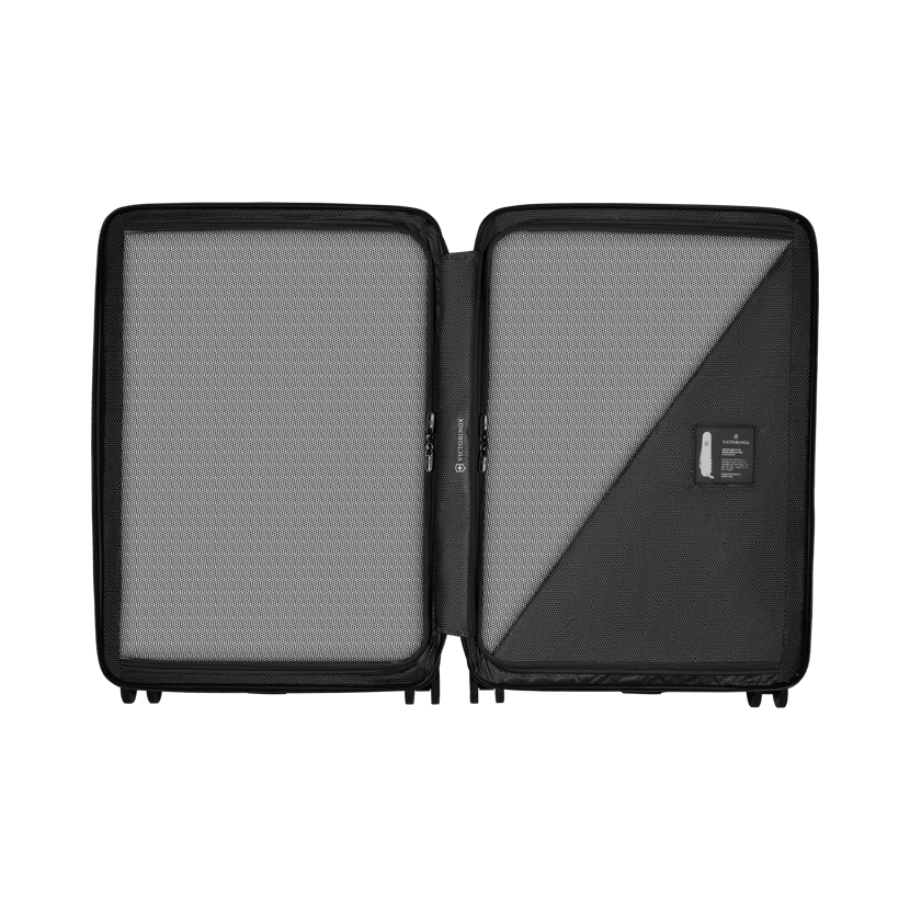 Airox Medium Hardside Case - null