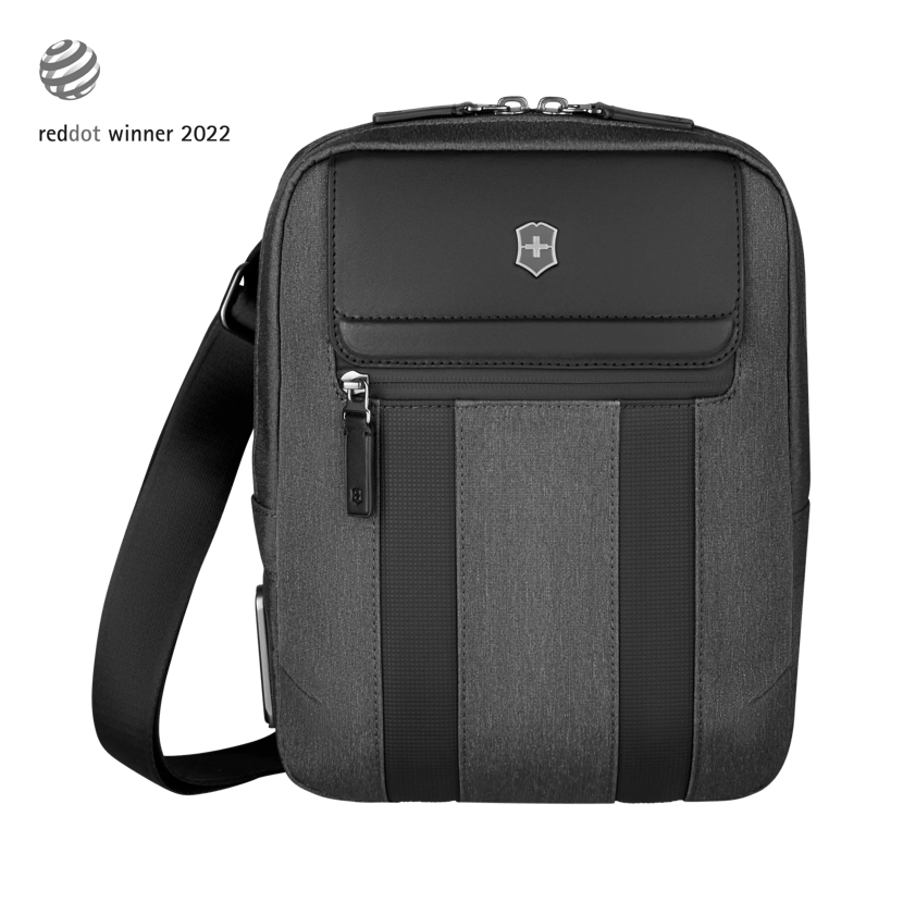 Victorinox messenger outlet