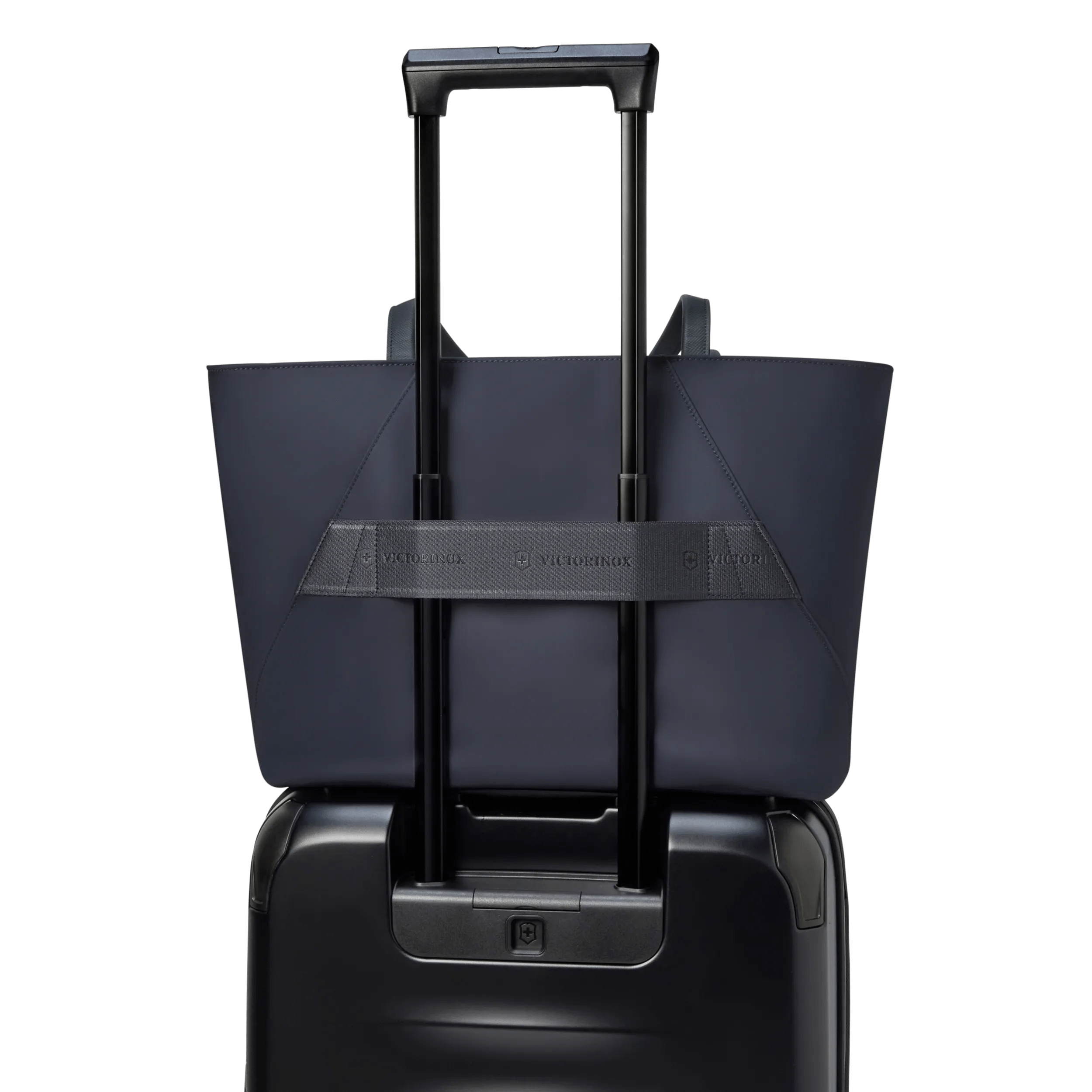 Victoria Signature Tote-612206