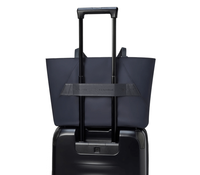 Victoria Signature Tote-612206