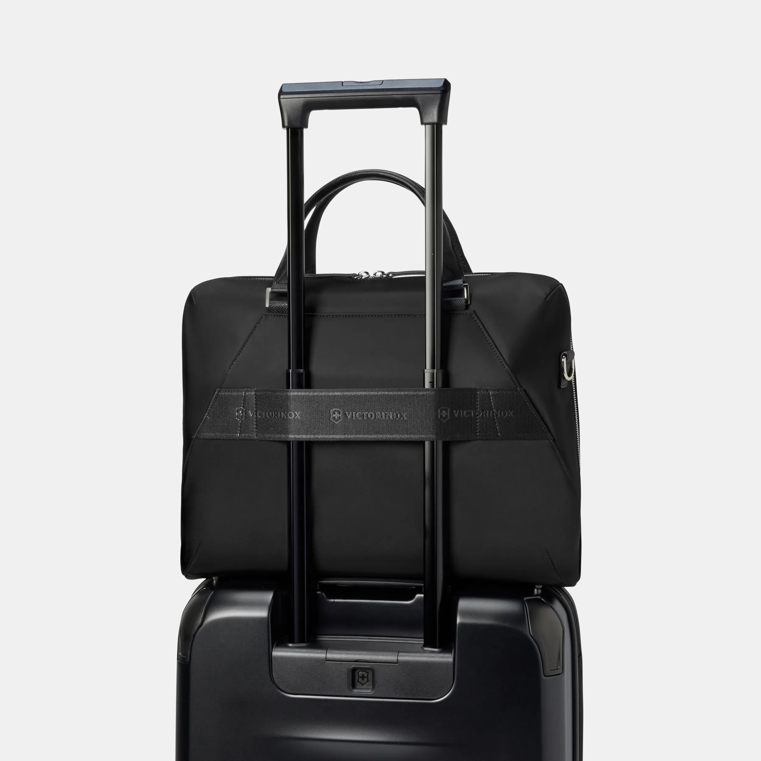 Victoria Signature Briefcase - 612209