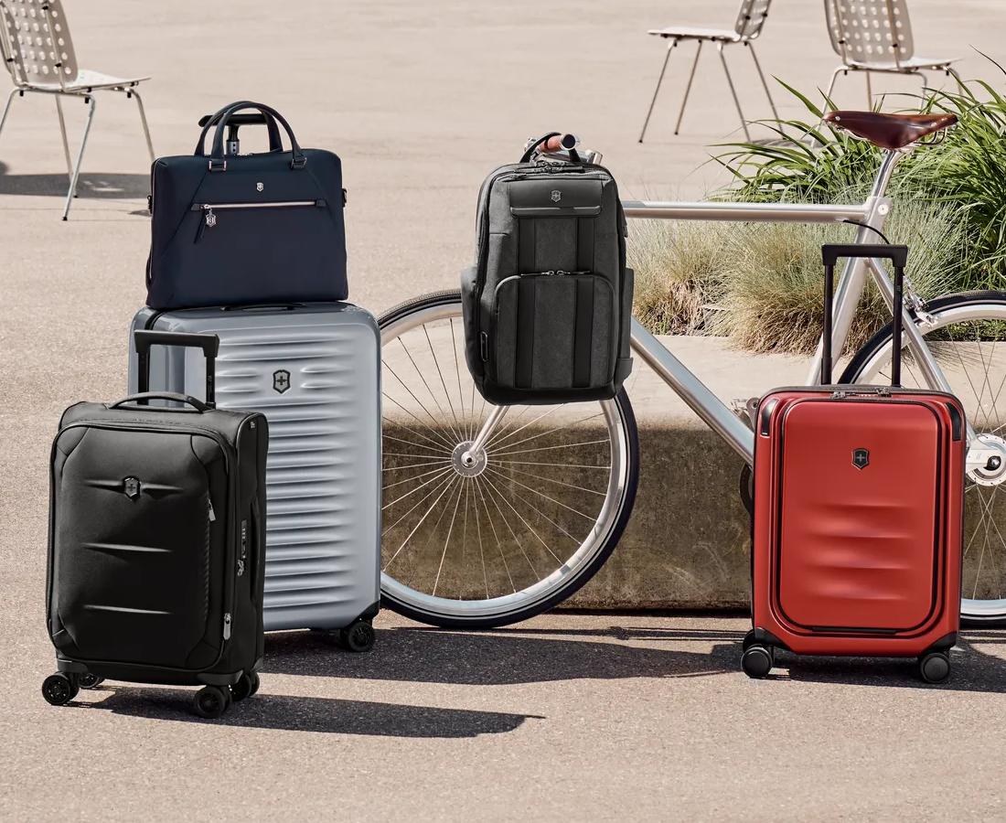 Travel gear victorinox top
