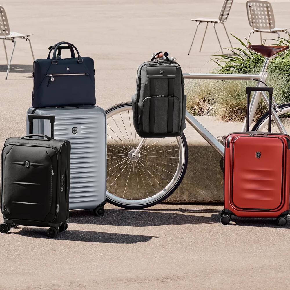 Victorinox travel backpack store