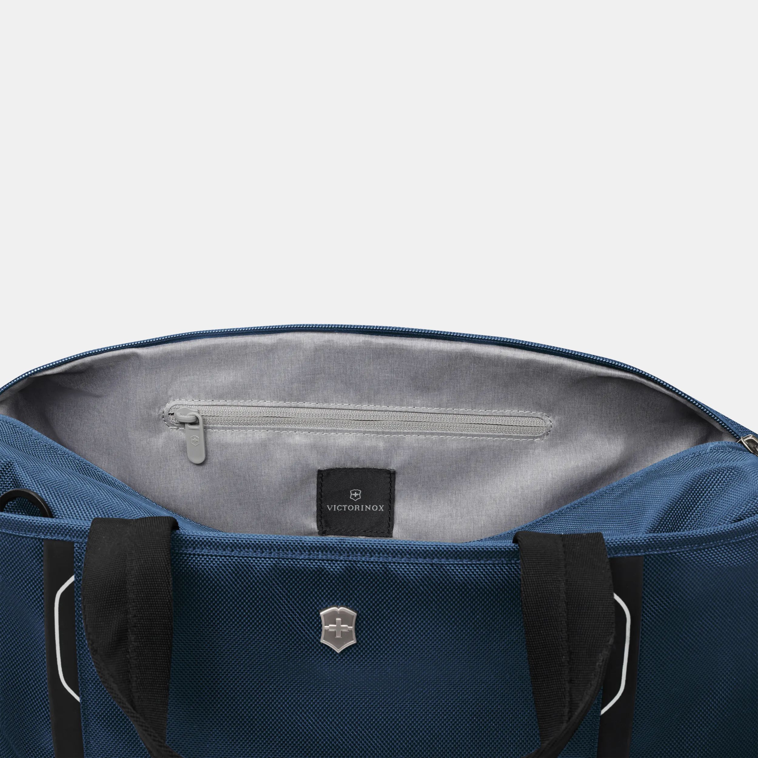 Victorinox werks traveler 6.0 weekender on sale