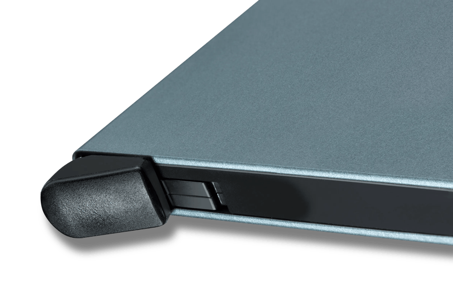 Victorinox Altius Secrid Essential Card Wallet in titan - 612679